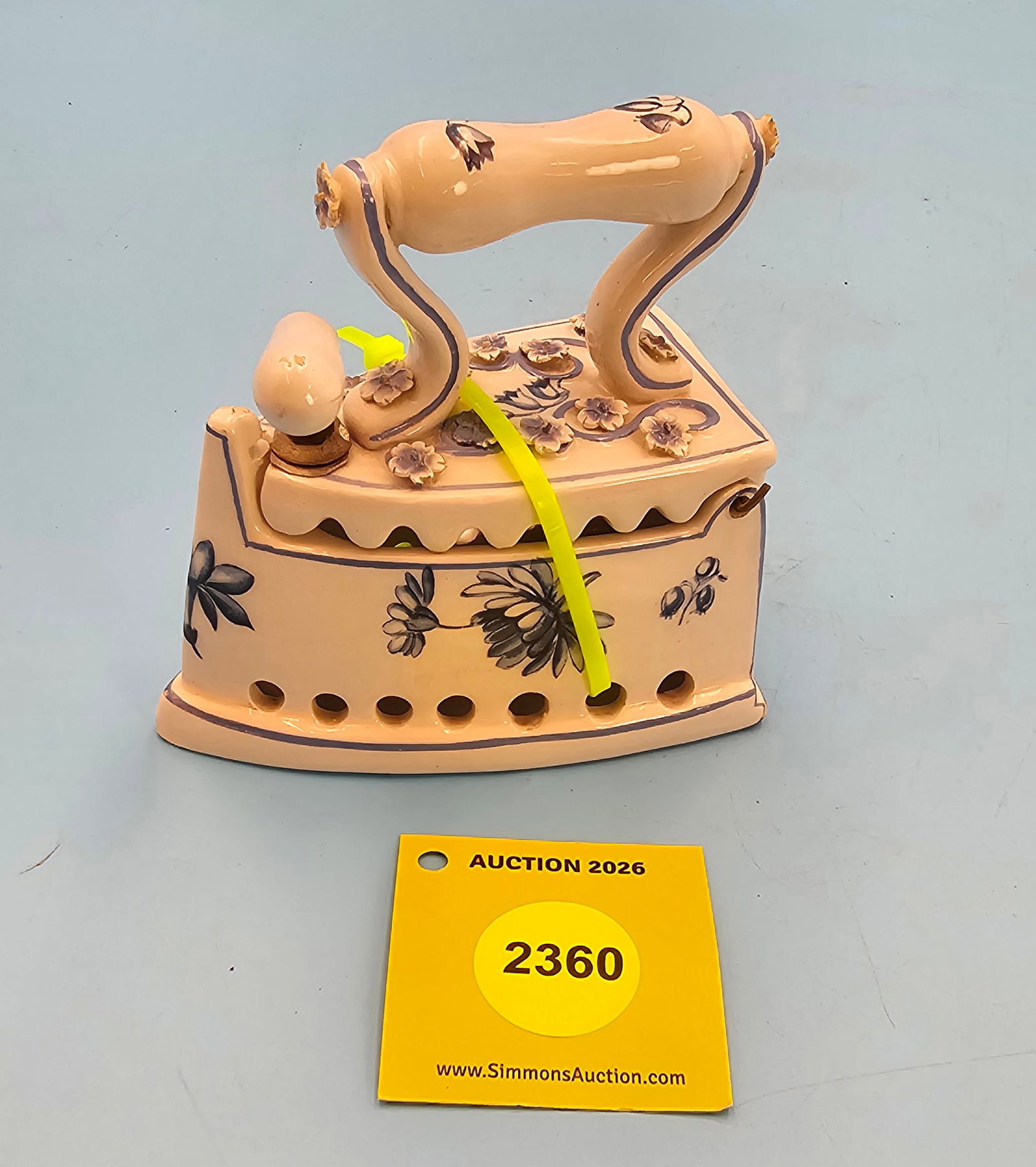 Ceramic Iron trinket holder, 4 1/4 x 2 1/2 x 4" (1 of 1)