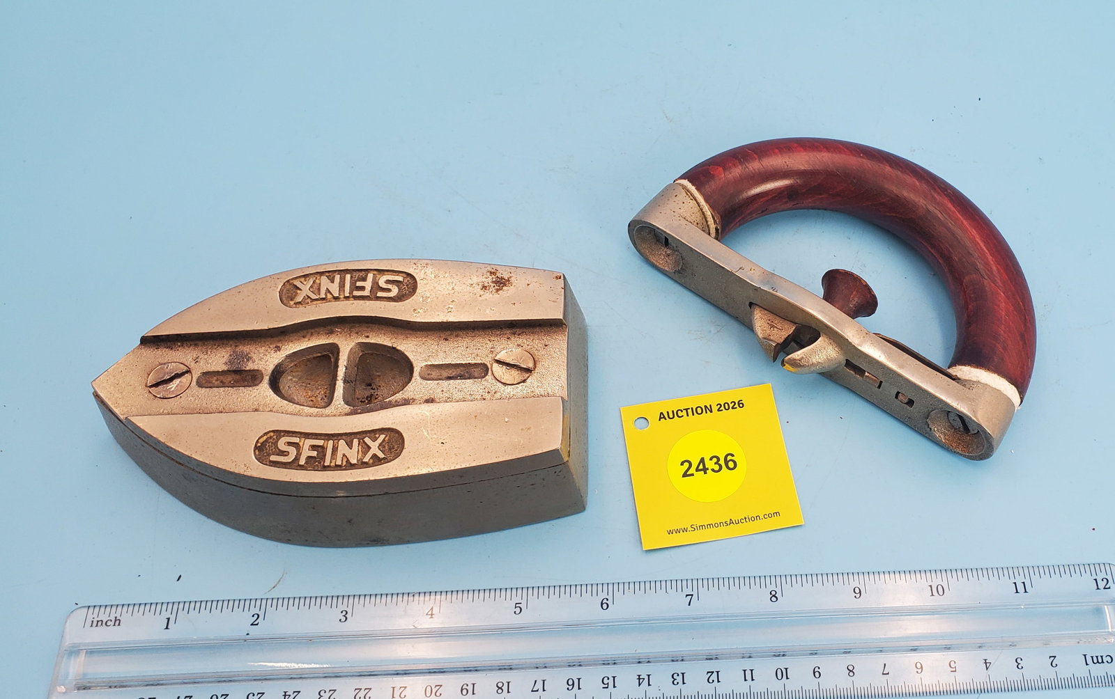 Sfinx, cold handle, L 5 7/8" - 2