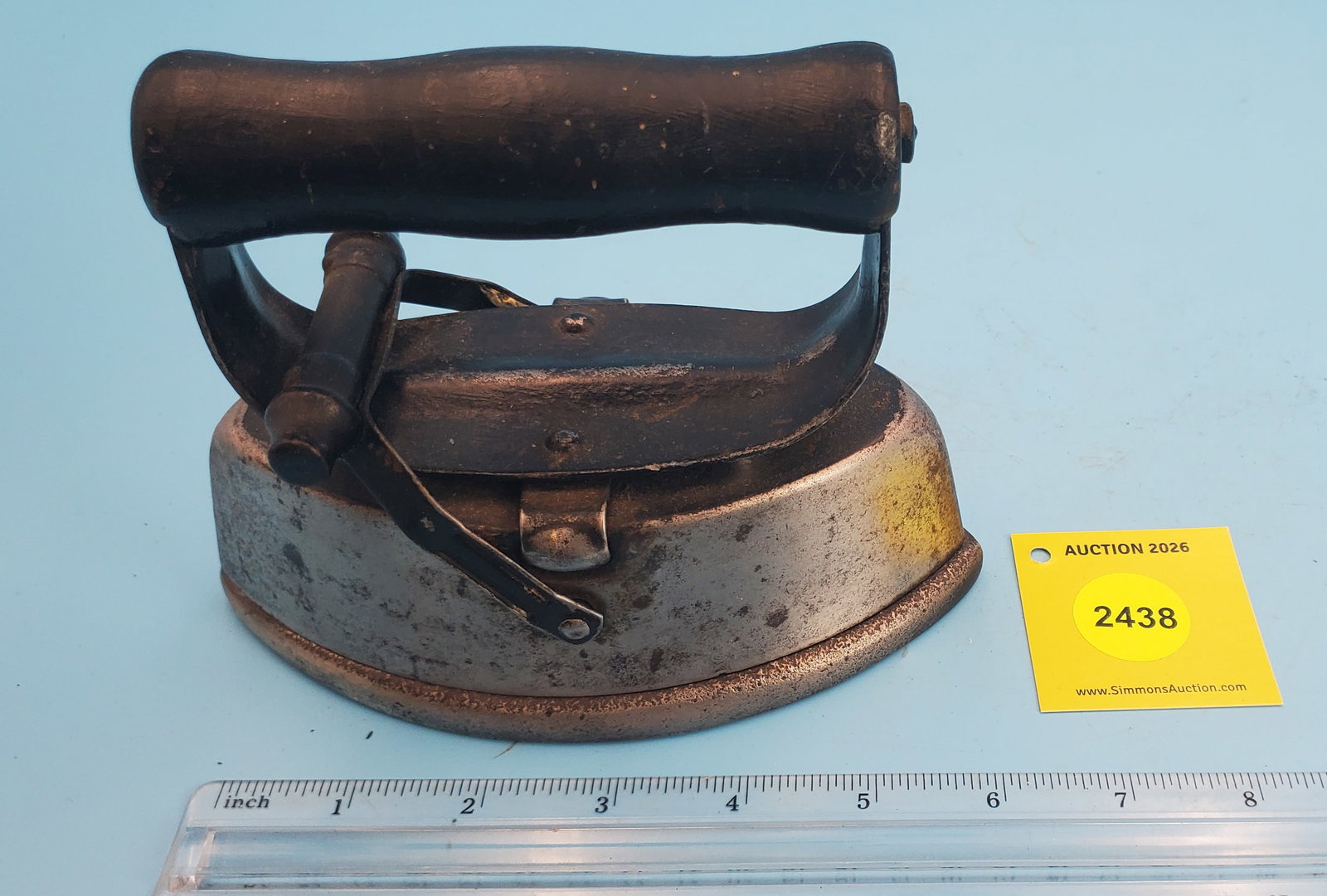 Cold handle, Asbestos Sad Iron, 72-B, L 6 1/2" (1 of 2)