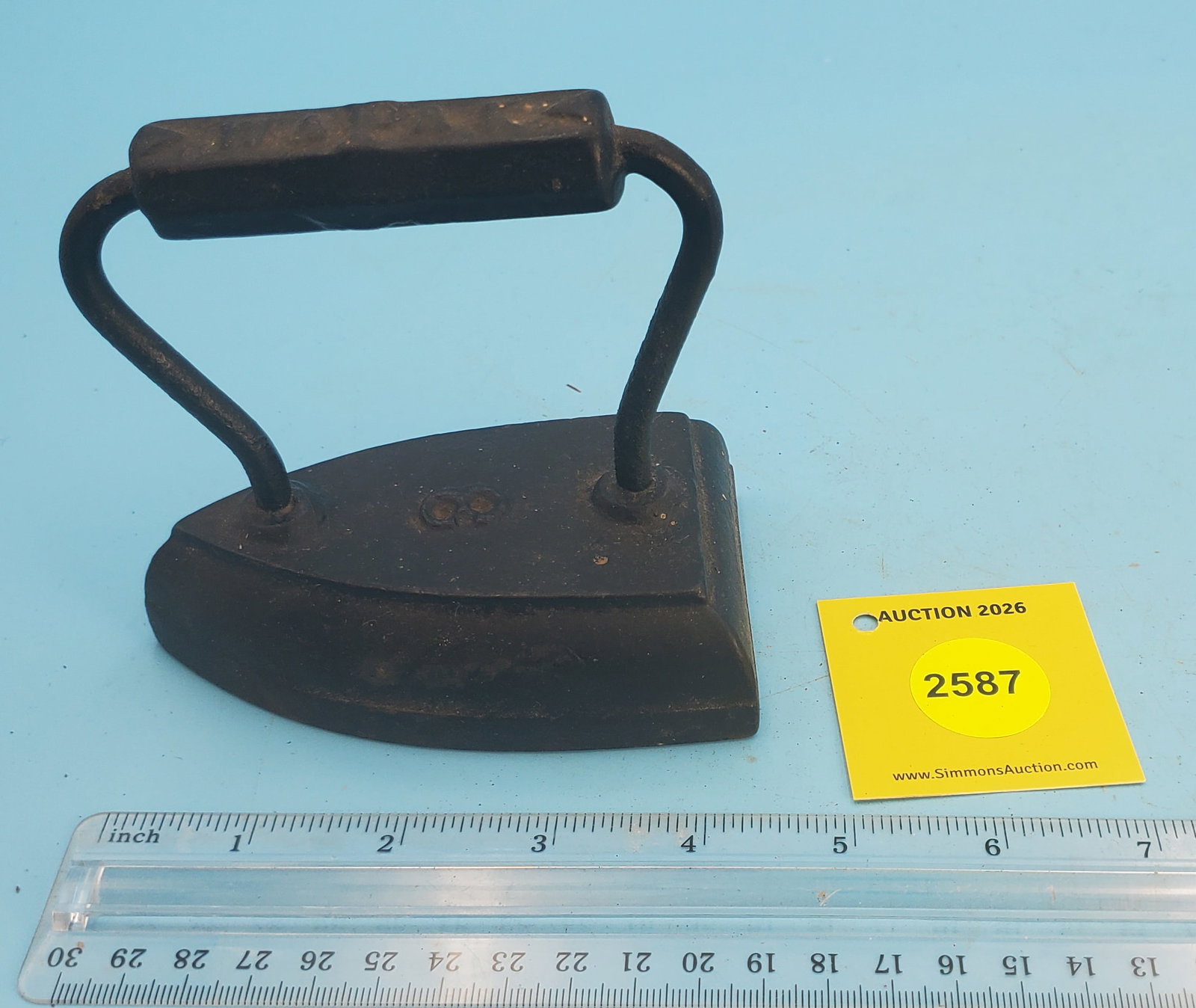 Flat iron, Wapak, No 3, L 4 3/8": Flat iron, Wapak, No 3, L 4 3/8"