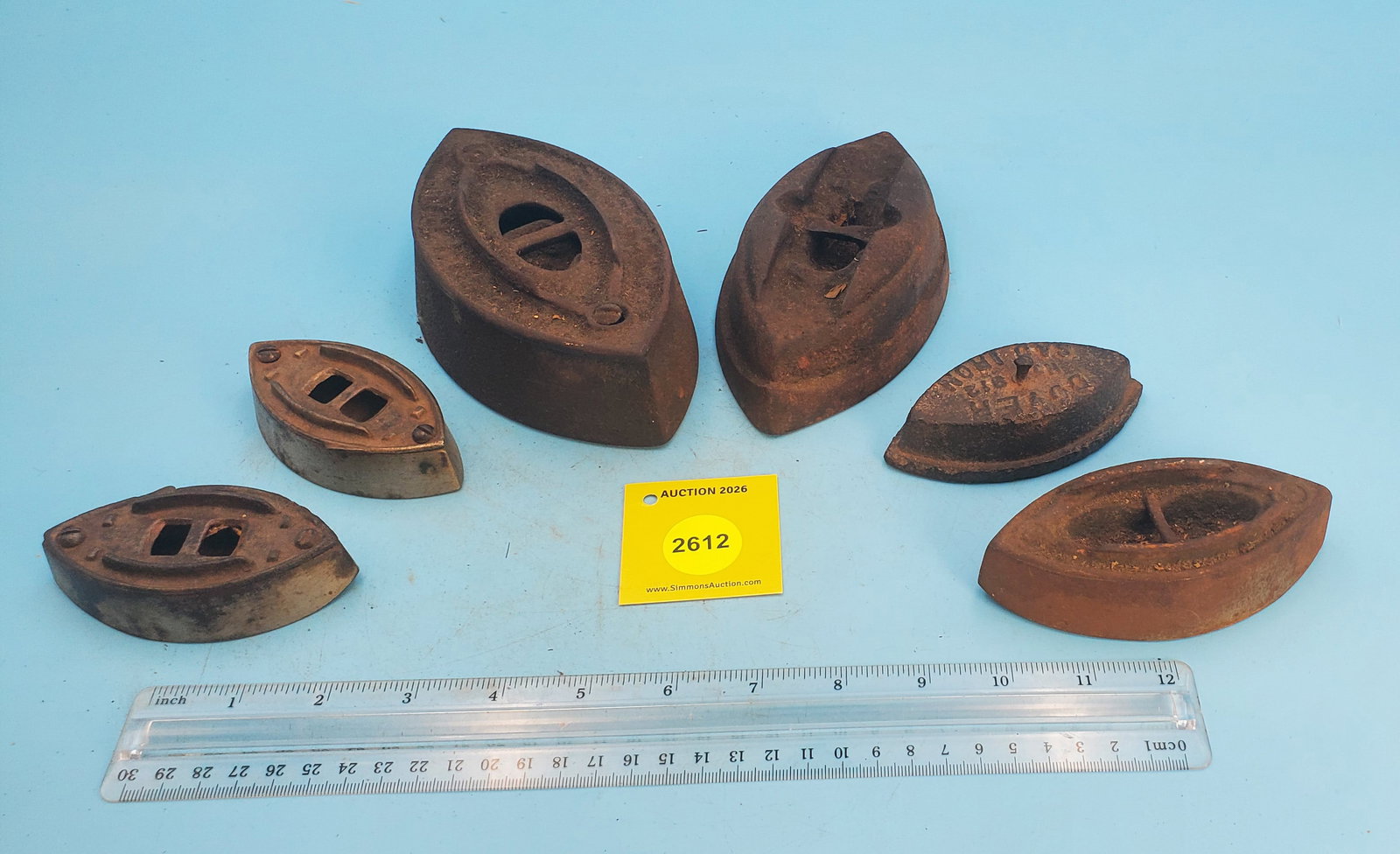 Lot of 6 sad iron w/no handles (1 of 1)