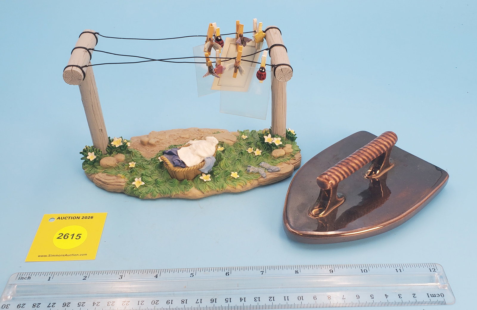 Lot of various iron/laundry décor - 2