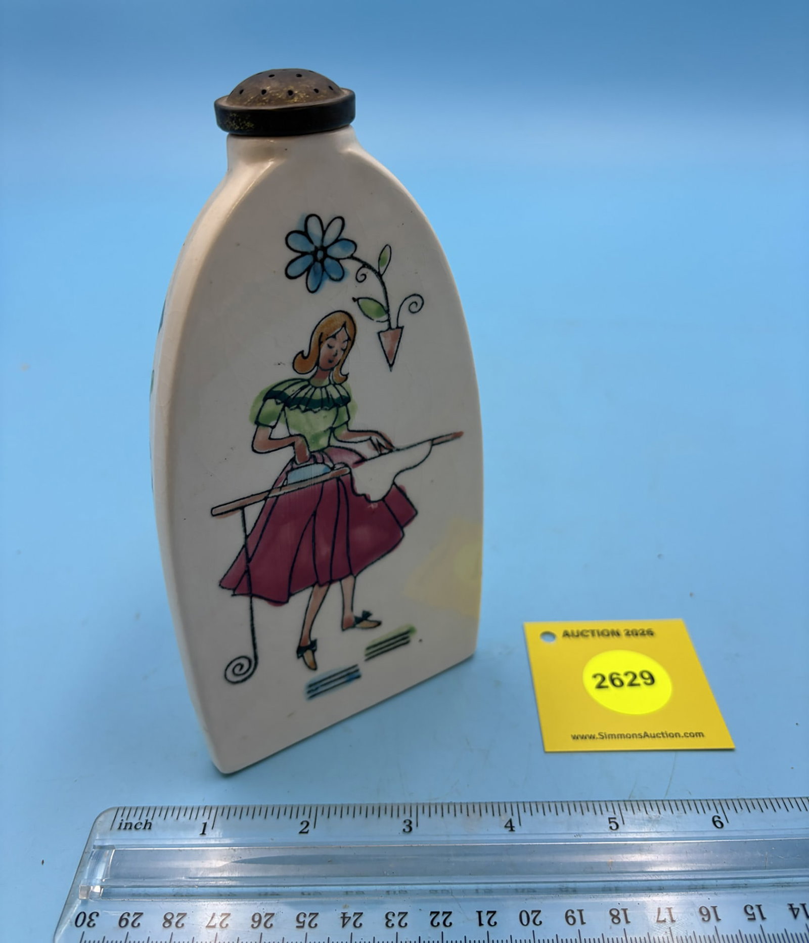 Iron sprinkle bottle with women ironing: Iron sprinkle bottle with women ironing