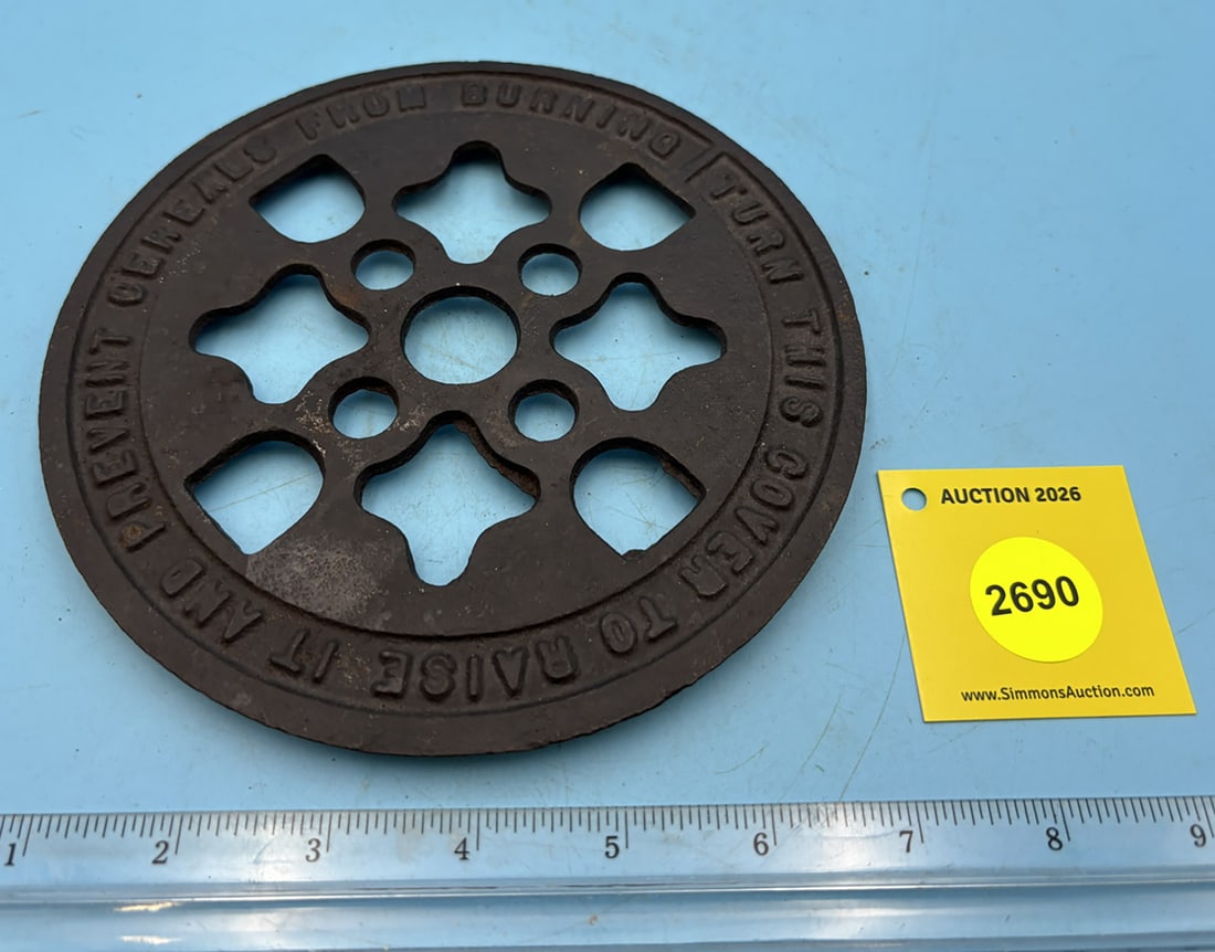 Round cover trivet "turn this cover to raise it and prevent cereals from burning" #15: Round cover trivet "turn this cover to raise it and prevent cereals from burning" #15