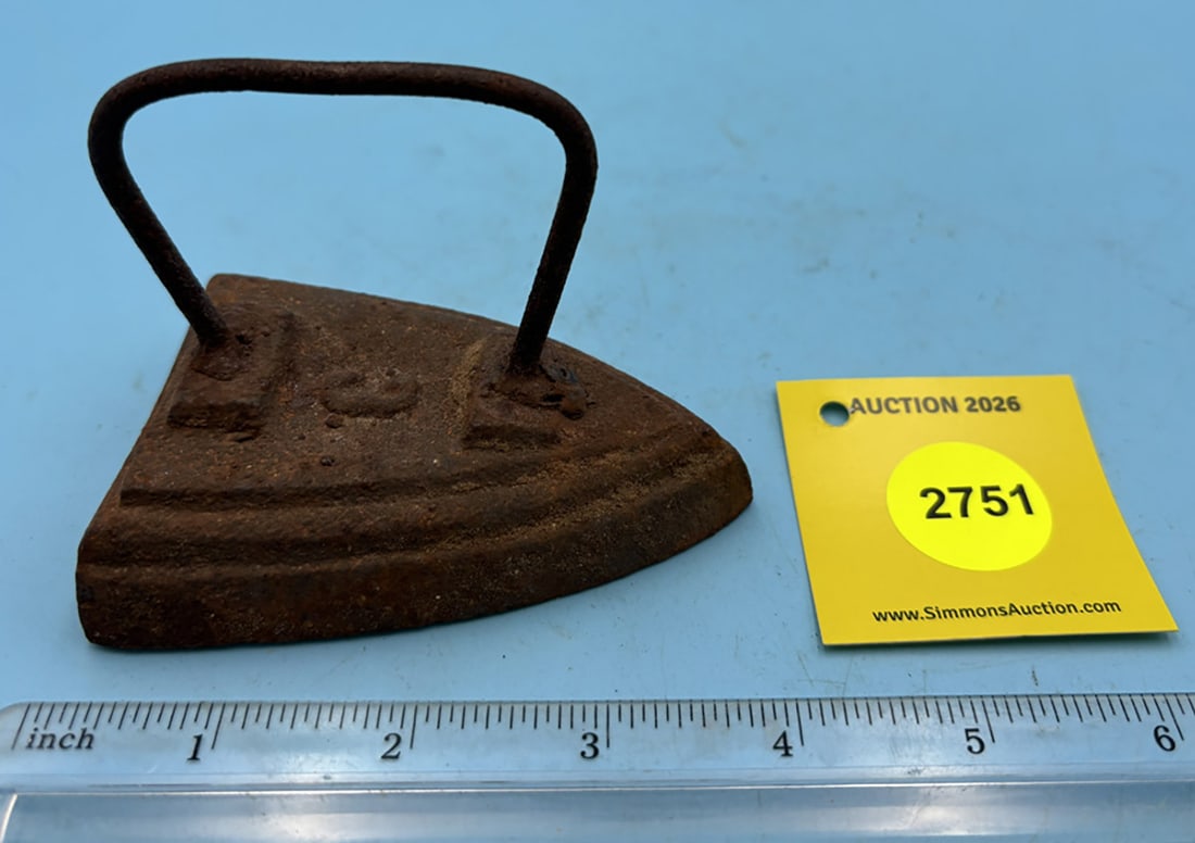 Small flat iron, #3, wire handle (1 of 2)