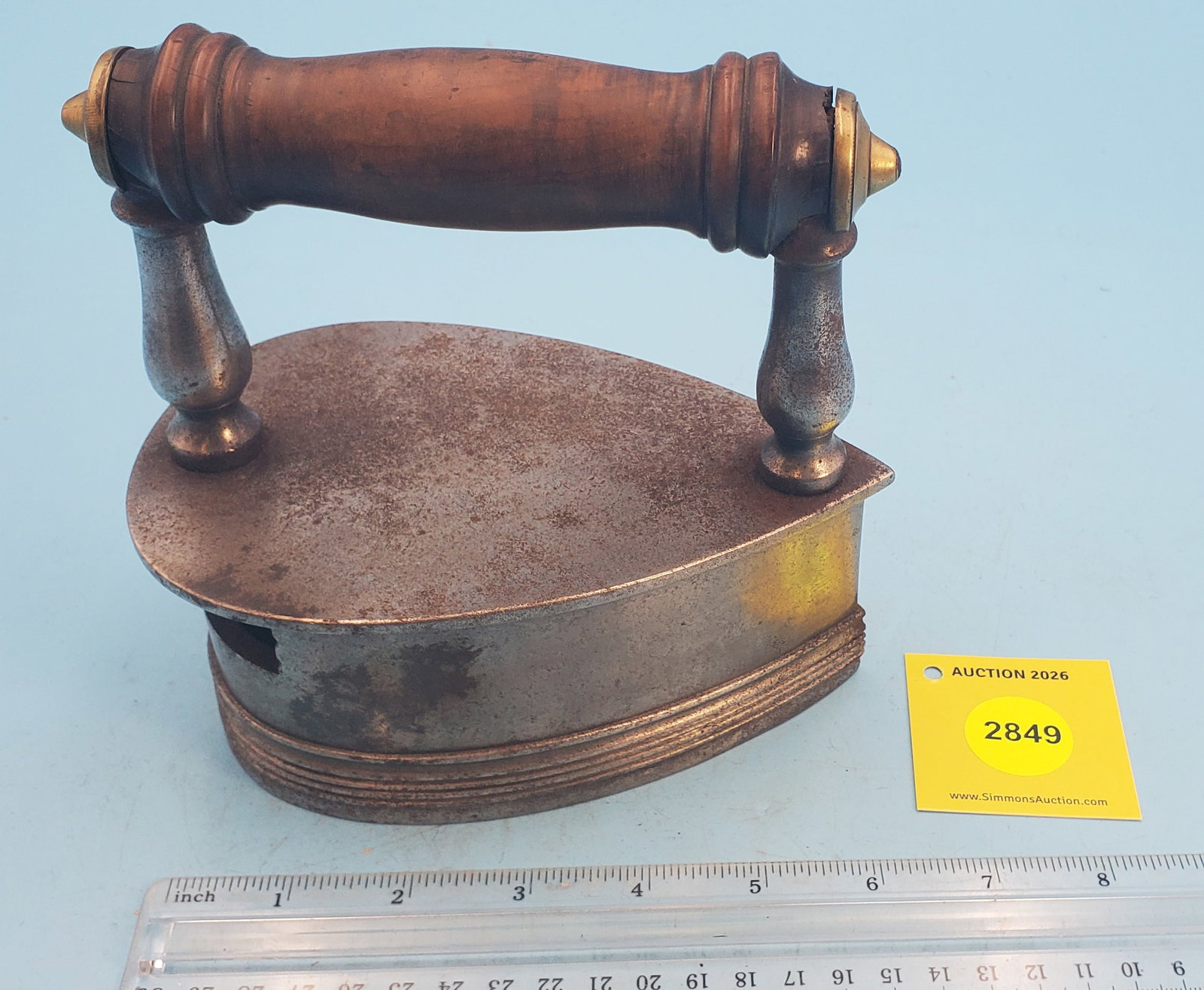 Round heel, rear-slot iron: Round heel, rear-slot iron