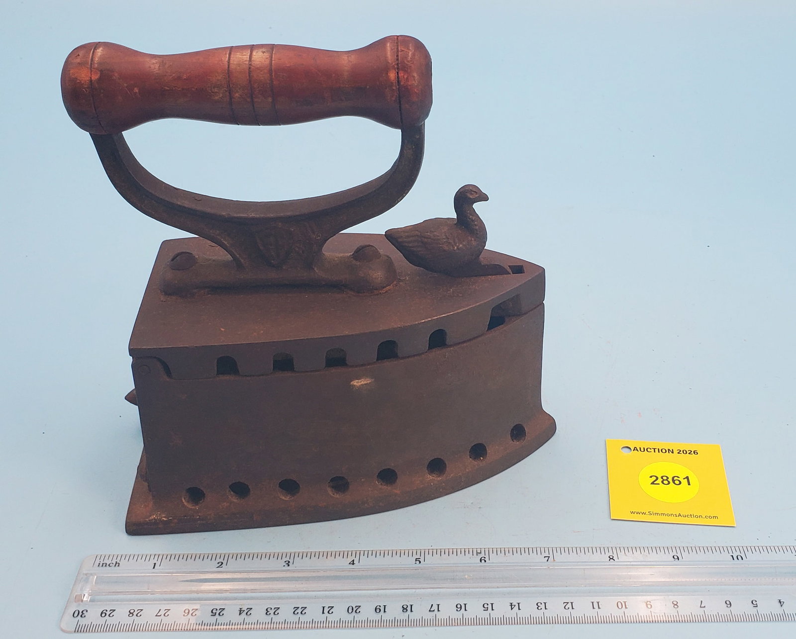 Flat back charcoal iron, FP. Duck on Knob to release hinged top - 2