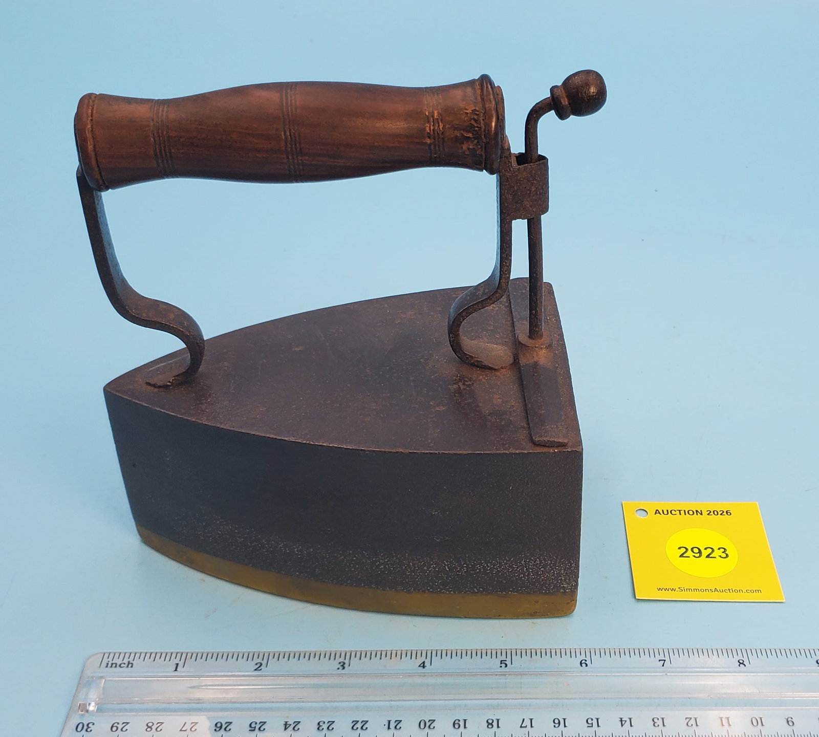 Box iron w/lift gate, no decoration, no slug - 3