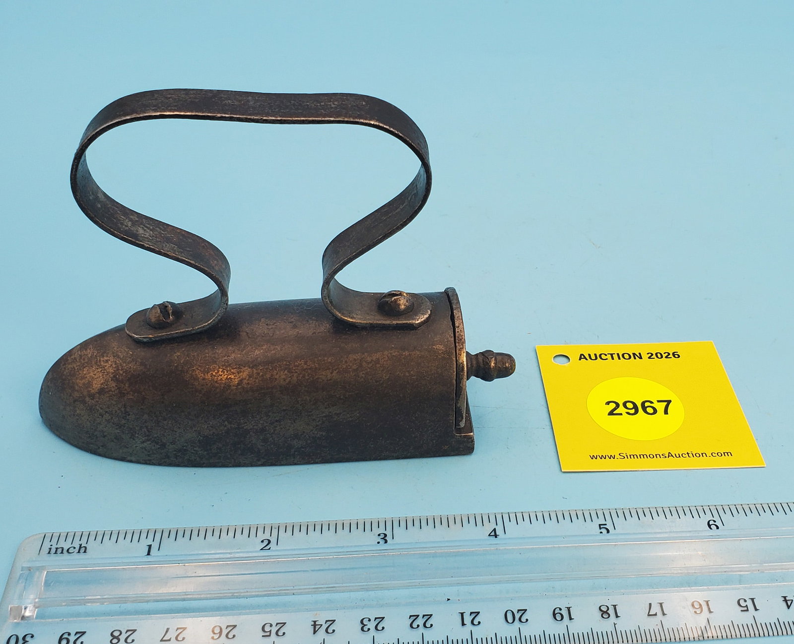 Child's box iron, rear swing gate, no slug: Child's box iron, rear swing gate, no slug
