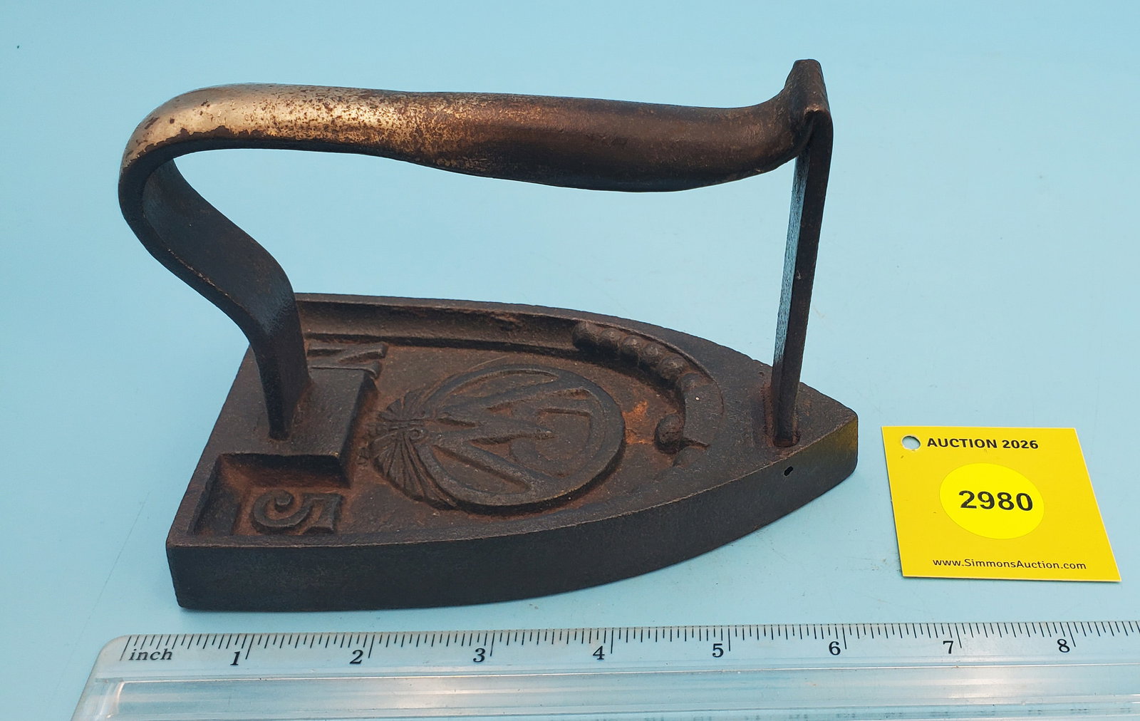 French falt iron, crest w/ DW #5 in recessed area: French falt iron, crest w/ DW #5 in recessed area