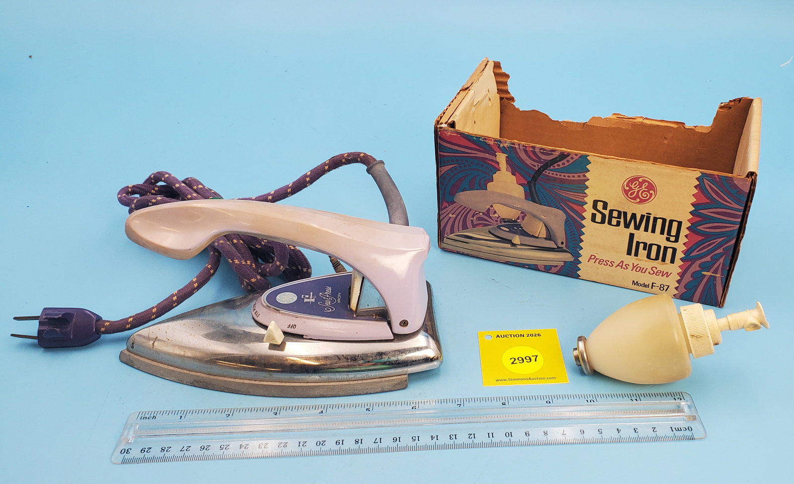 "Press as you sew" General Electric iron w/water container and original box: "Press as you sew" General Electric iron w/water container and original box