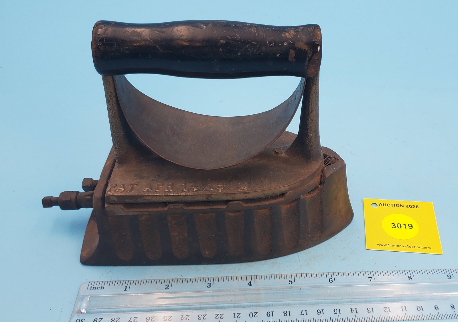 The Monitor natural gas iron w/heat shield - 2