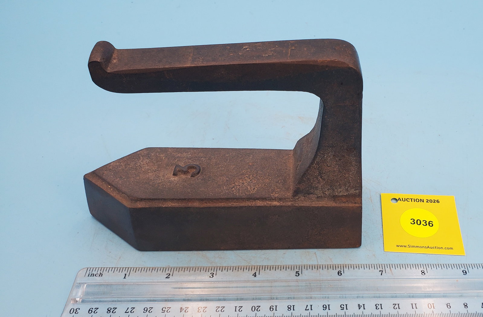 Small tailor's iron w/pointed front "3": Small tailor's iron w/pointed front "3"