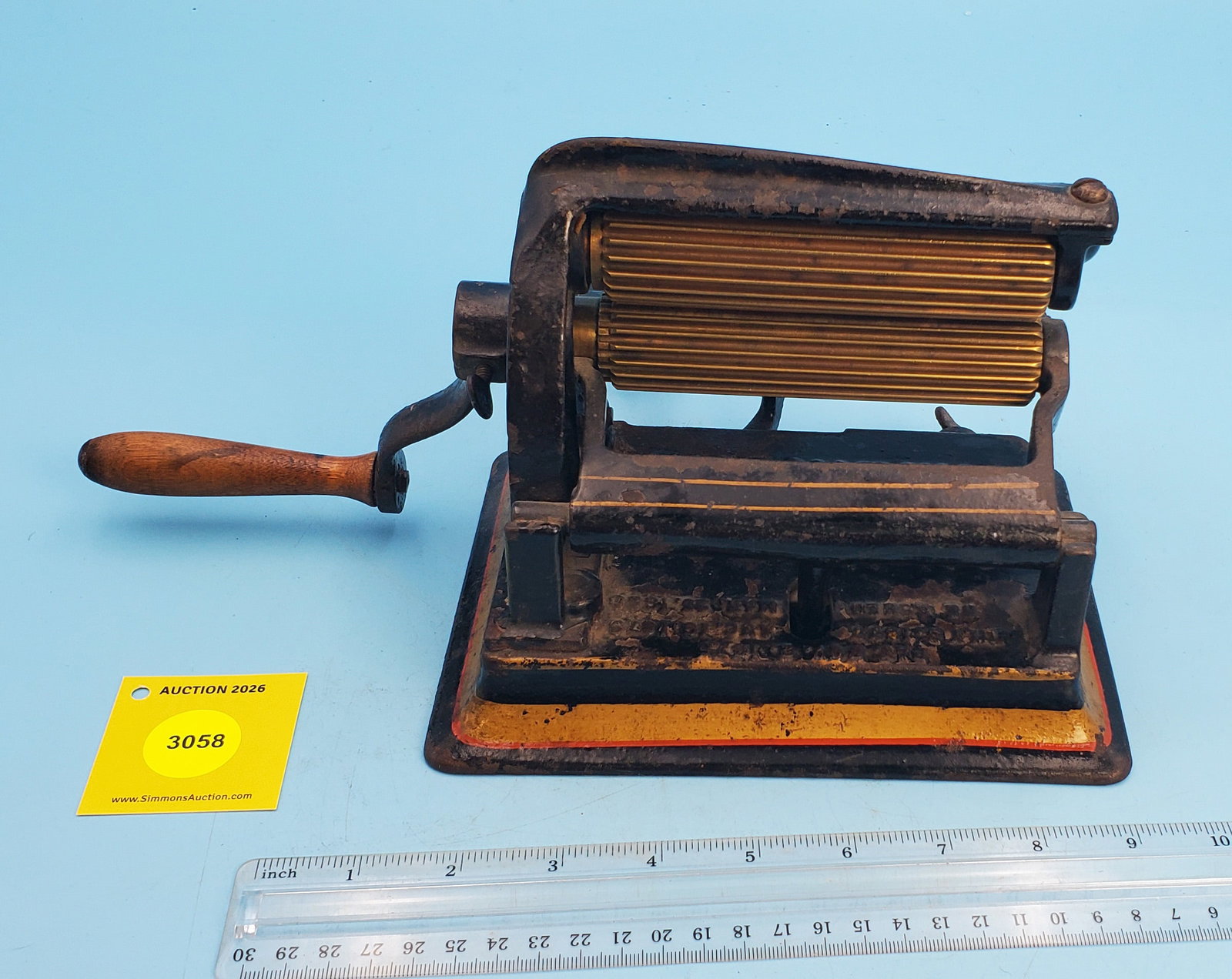 Machine, American, Pat Nov 2, 1875, July 3, 1877, Aug 19, 1879, Reissued Mar 23, 1880, North Bro'...: Machine, American, Pat Nov 2, 1875, July 3, 1877, Aug 19, 1879, Reissued Mar 23, 1880, North Bro's Mfg Co, Phila, PA, Roll 4 3/4", w/slugs