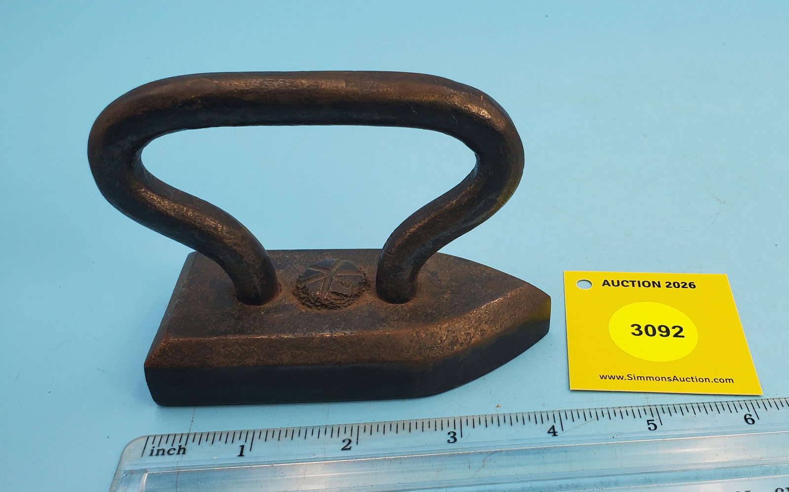Flat iron, no markings, L 4 1/8": Flat iron, no markings, L 4 1/8"