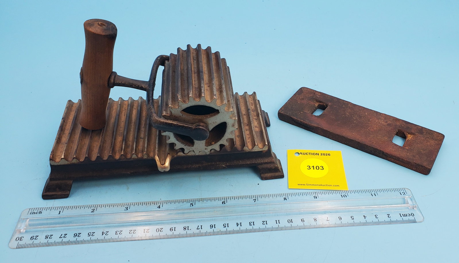 Roller, unmarked, hinged base plate, w/extra slug: Roller, unmarked, hinged base plate, w/extra slug