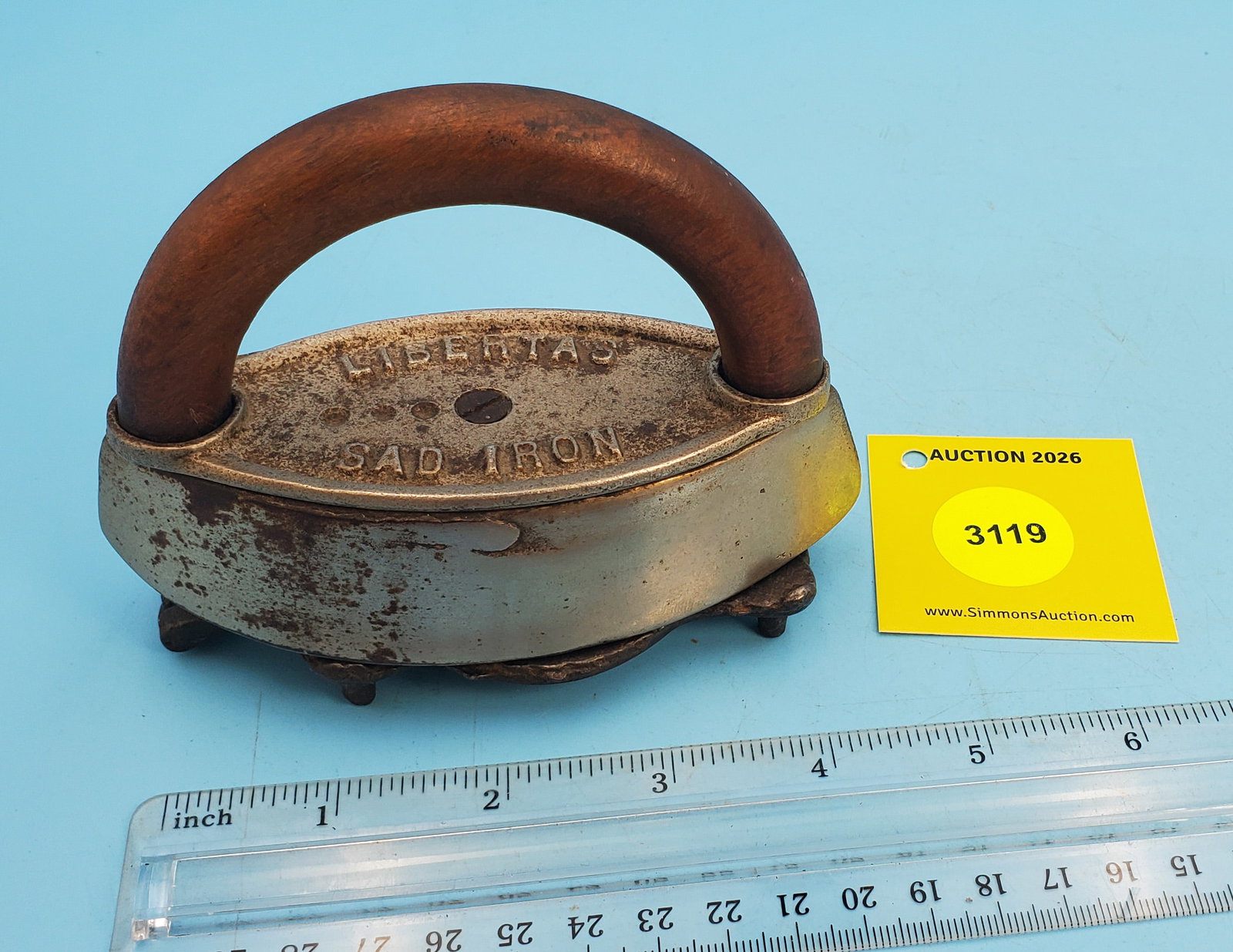 Wood grip, Libertas sad iron, L 4 7/8" w/trivet (1 of 2)
