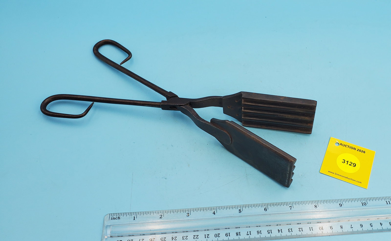 Fluting scissors, wrought iron (1 of 1)