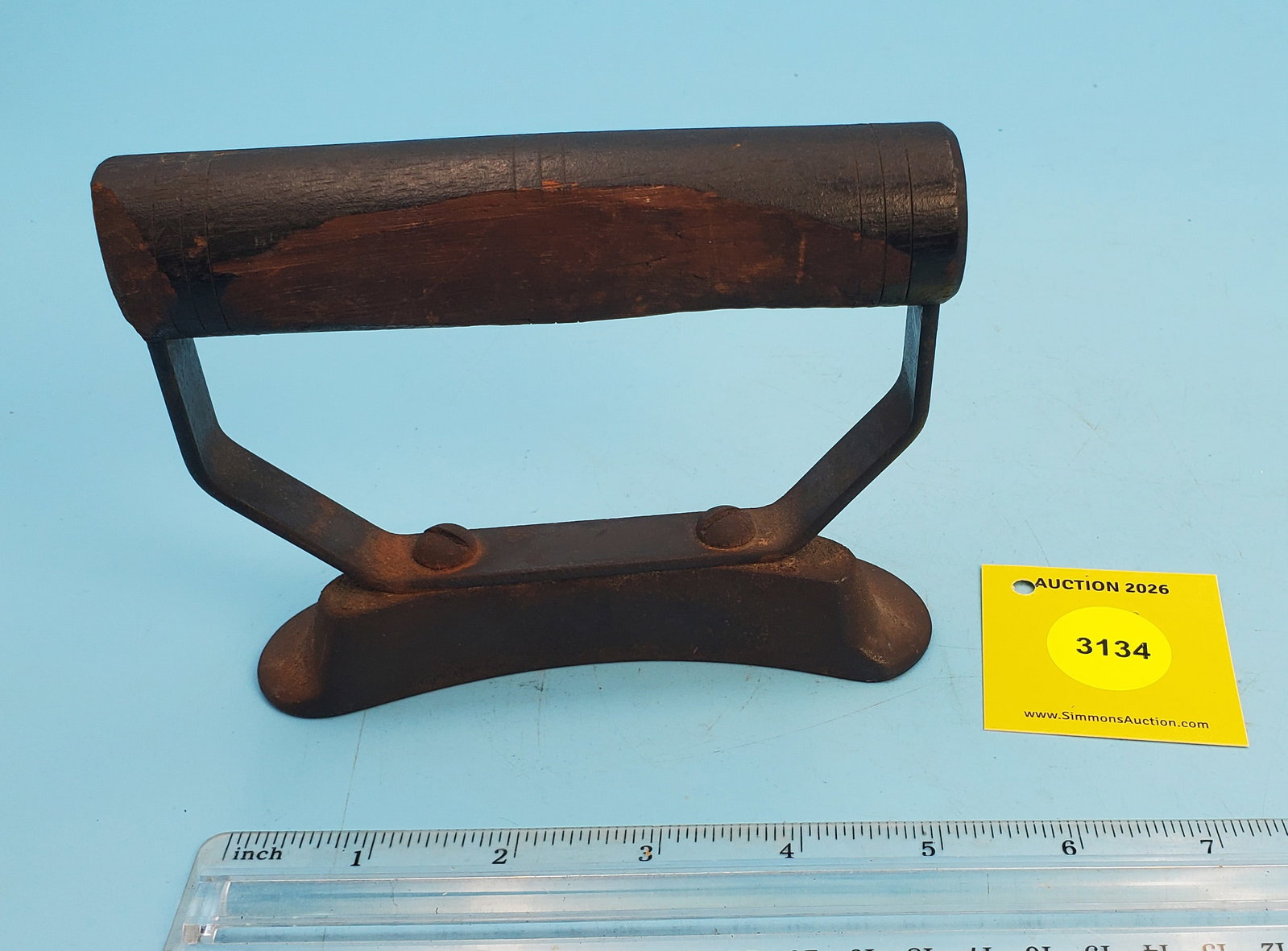 Hat iron, black wood grip, smooth bottom, curved edge - 3
