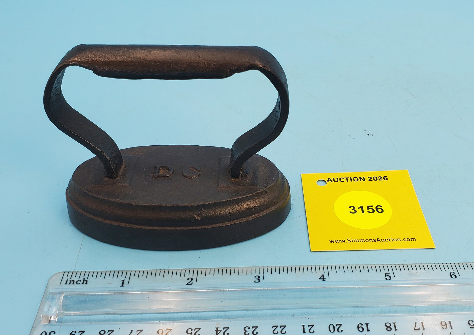 Oval iron, "DC", hollow grip, L 3 3/4" - 2
