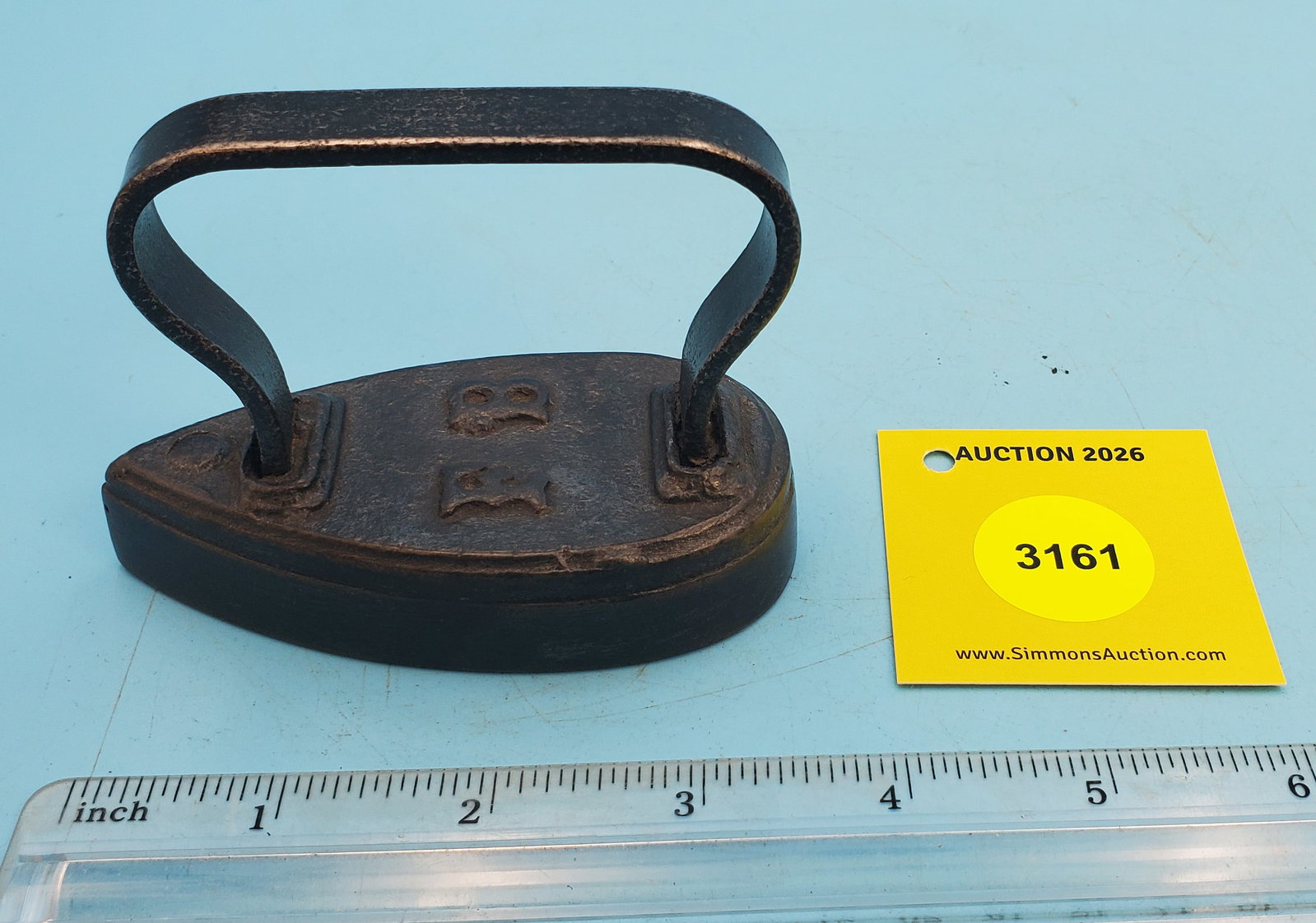Round heel, "F B" strap handle, L 3 3/4": Round heel, "F B" strap handle, L 3 3/4"