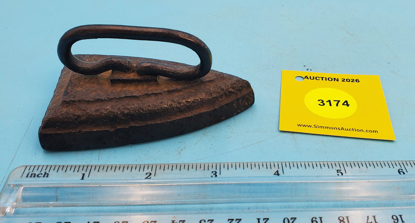Flat iron, wire handle, L 3 1/2": Flat iron, wire handle, L 3 1/2"