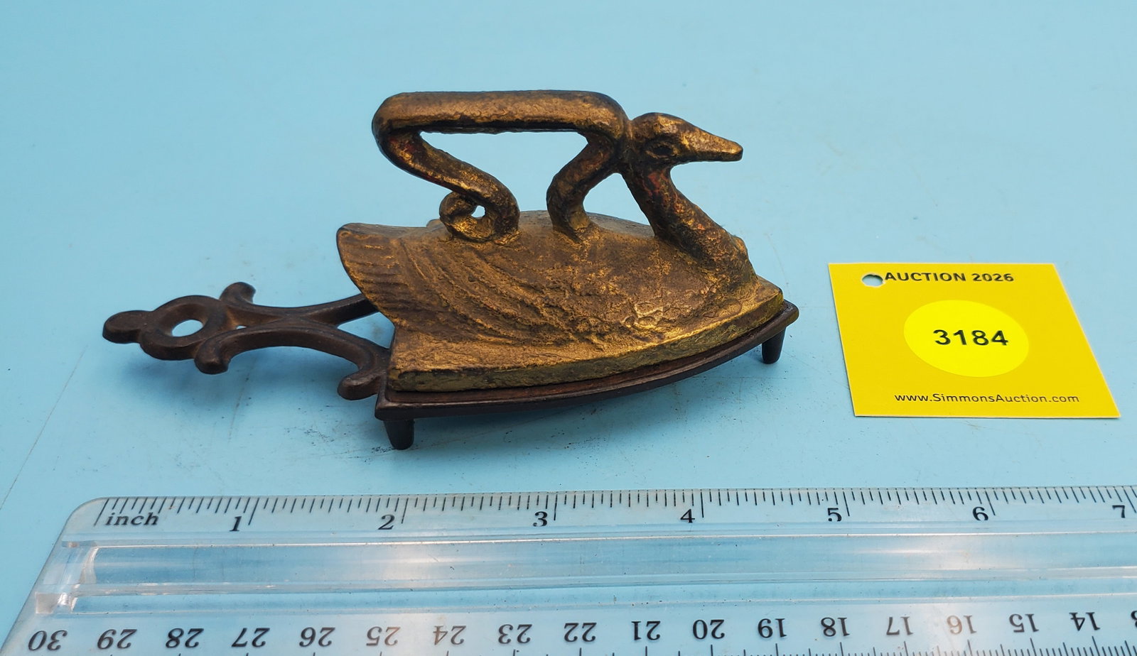 Swan, L 2 7/8" w/trivet: Swan, L 2 7/8" w/trivet