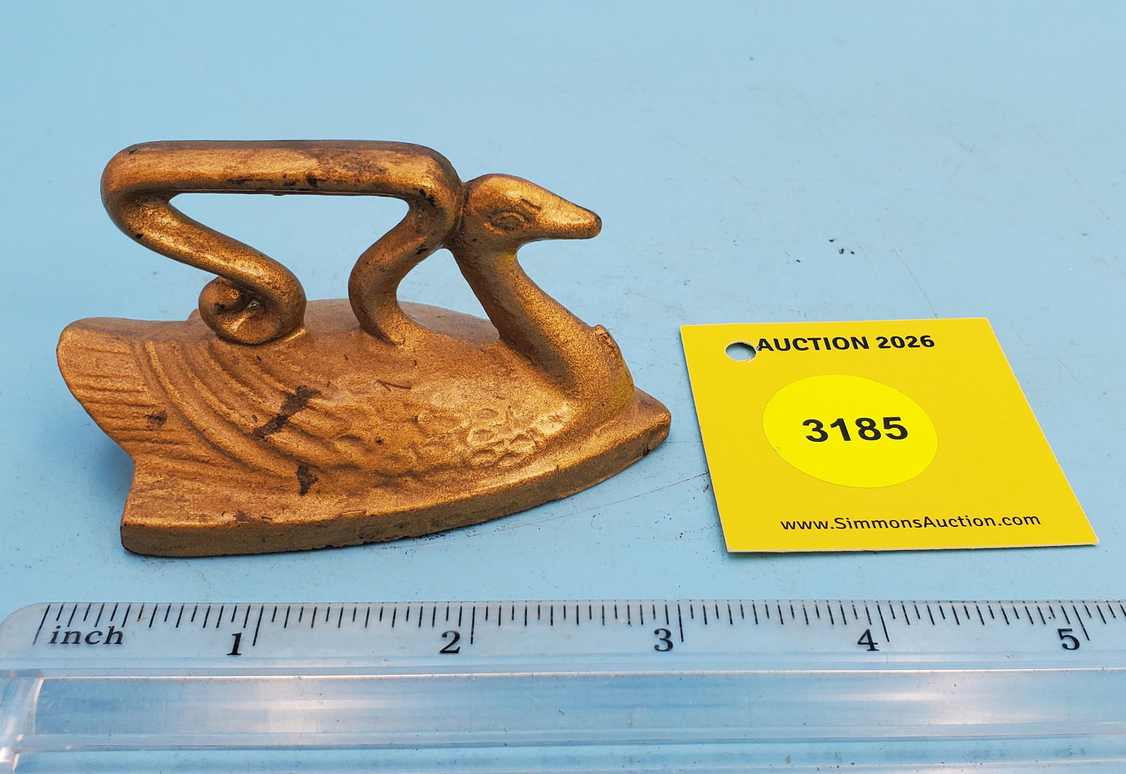 Swan, gold painted, L 2 7/8": Swan, gold painted, L 2 7/8"