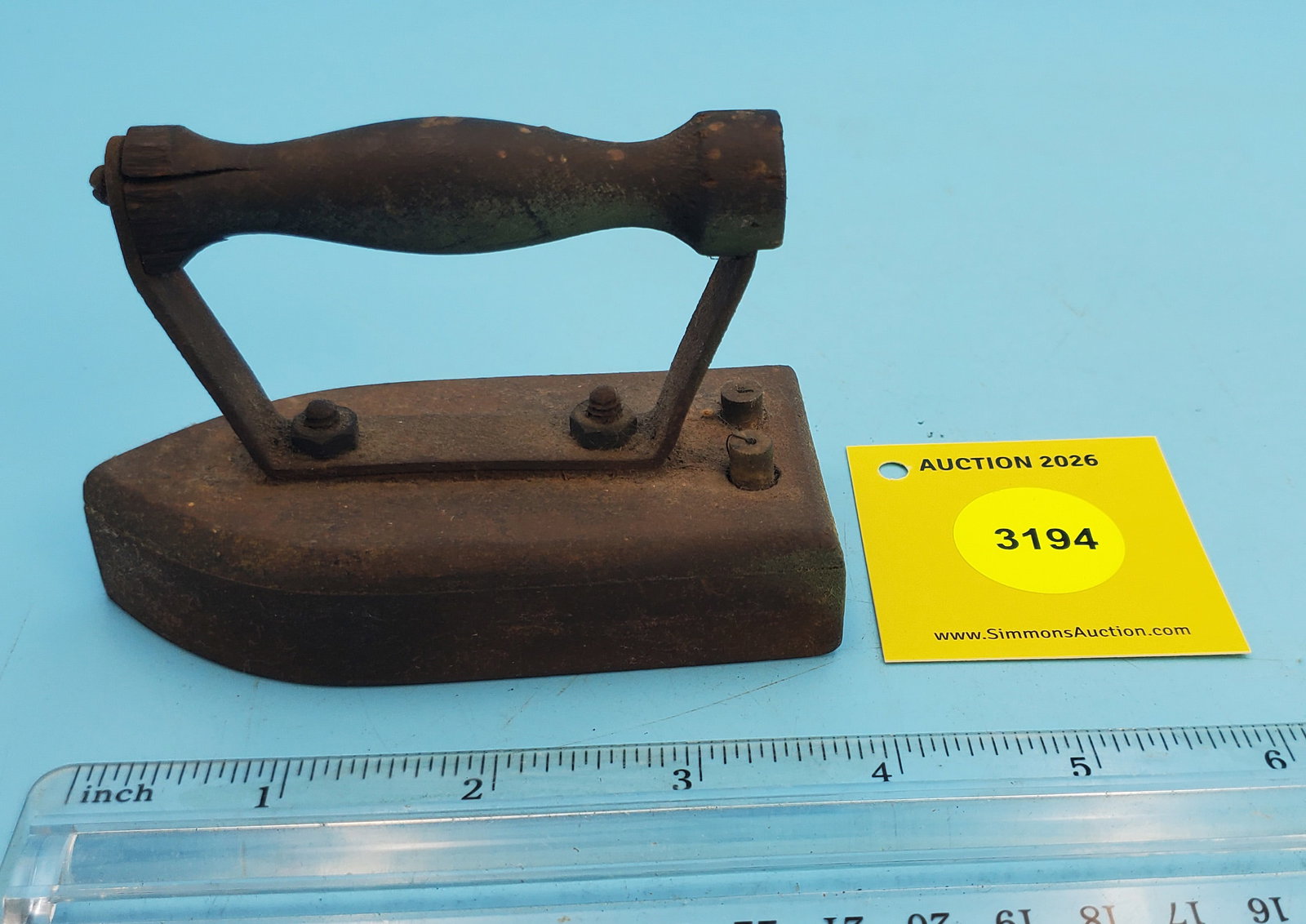 Flat iron, wood grip, no markings, L 4" - 2