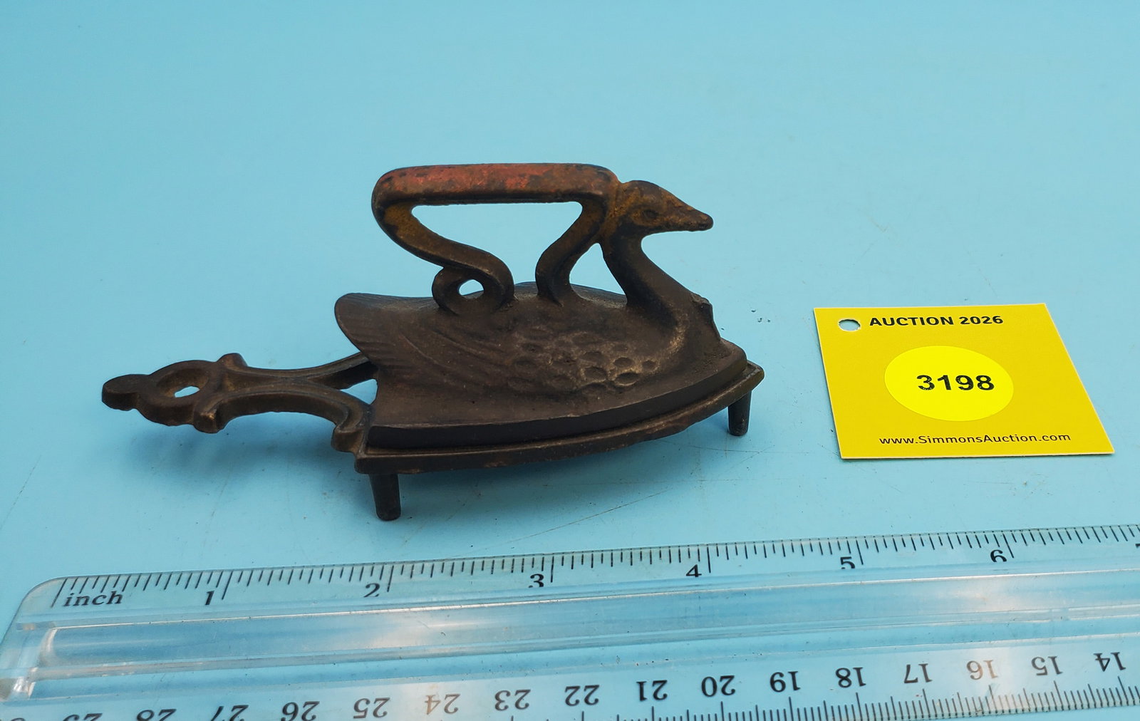 Swan w/trivet, L 2 1/2": Swan w/trivet, L 2 1/2"