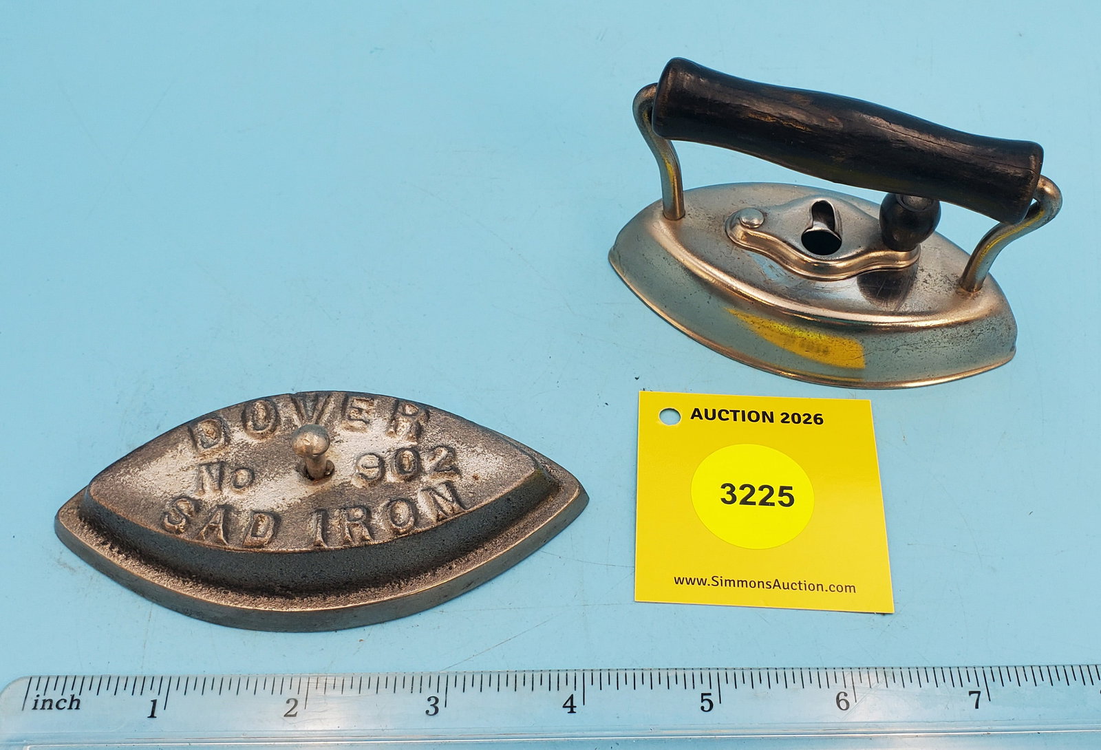 Two piece, Dover No 902 Sad Iron, black handle, L 4 1/8" - 2