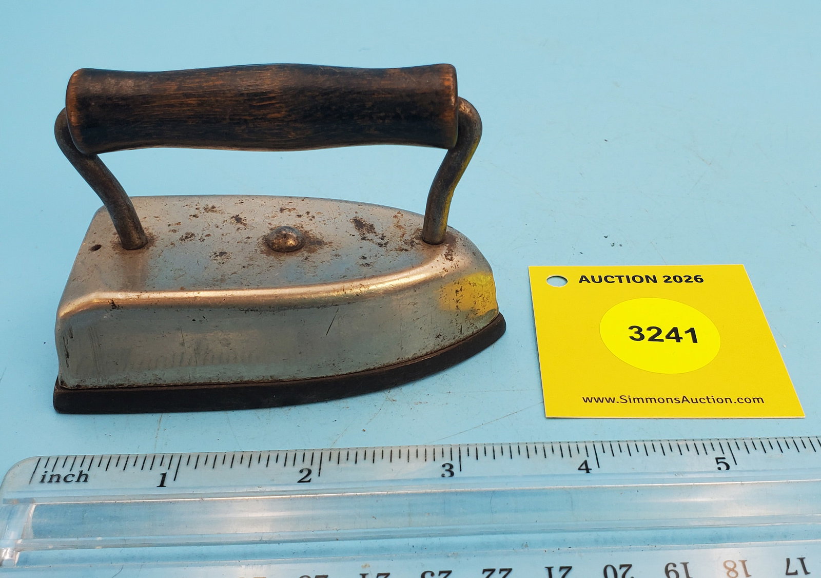 Child's iron, black handle, L 3 1/2": Child's iron, black handle, L 3 1/2"