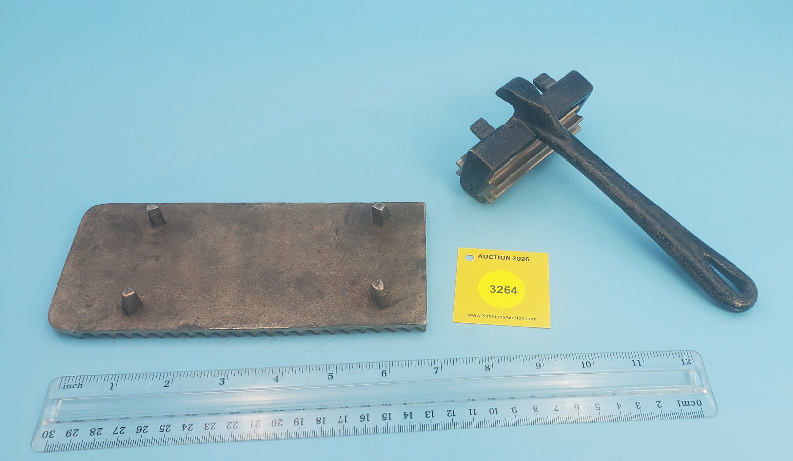 Roller, unmarked, black handle - 3
