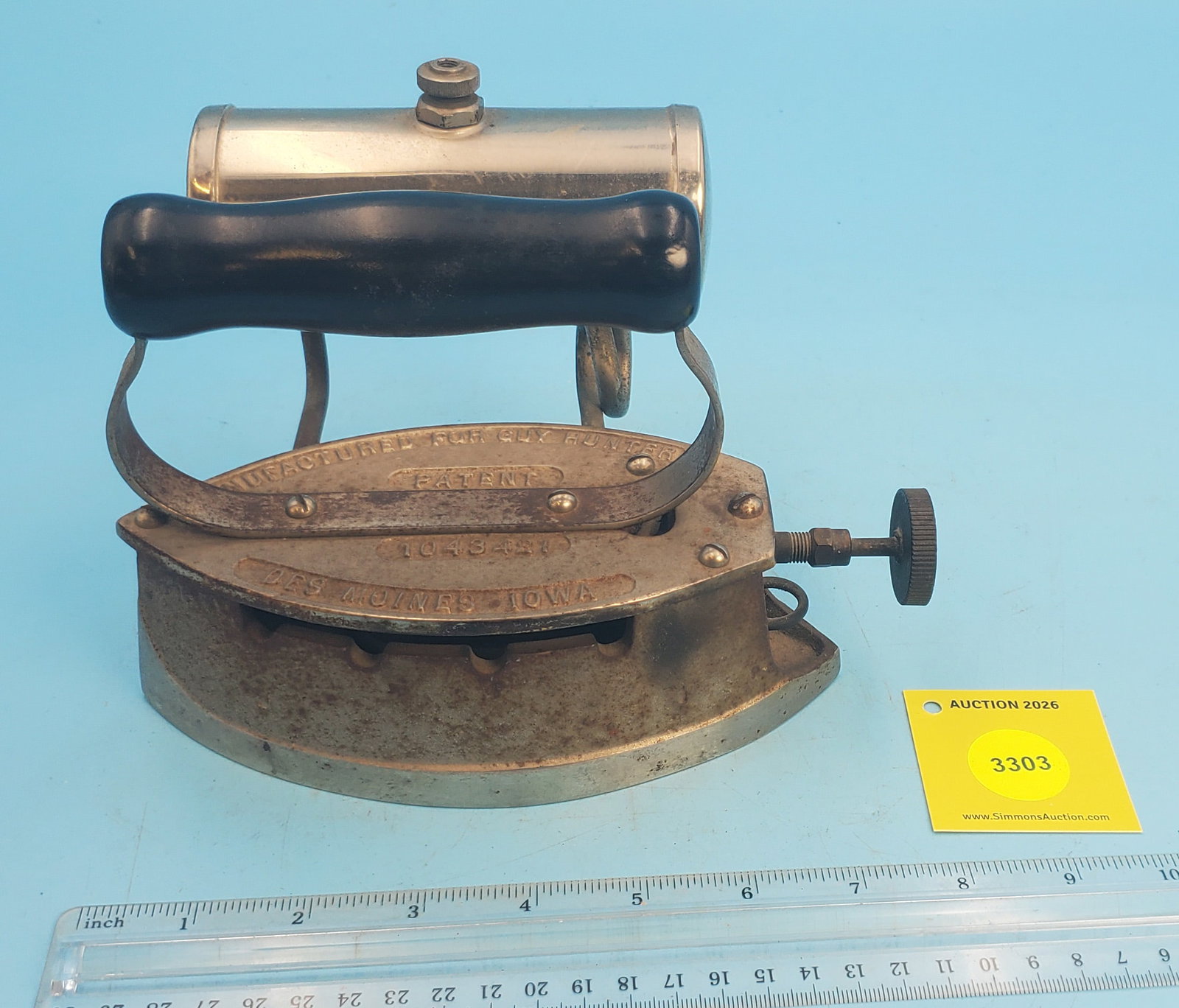 Gasoline, side tank, Manufactured for Guy Hunter, Pantent 1043421, Des Moines Iowa, black handle, L: Gasoline, side tank, Manufactured for Guy Hunter, Pantent 1043421, Des Moines Iowa, black handle, L 7 1/4"