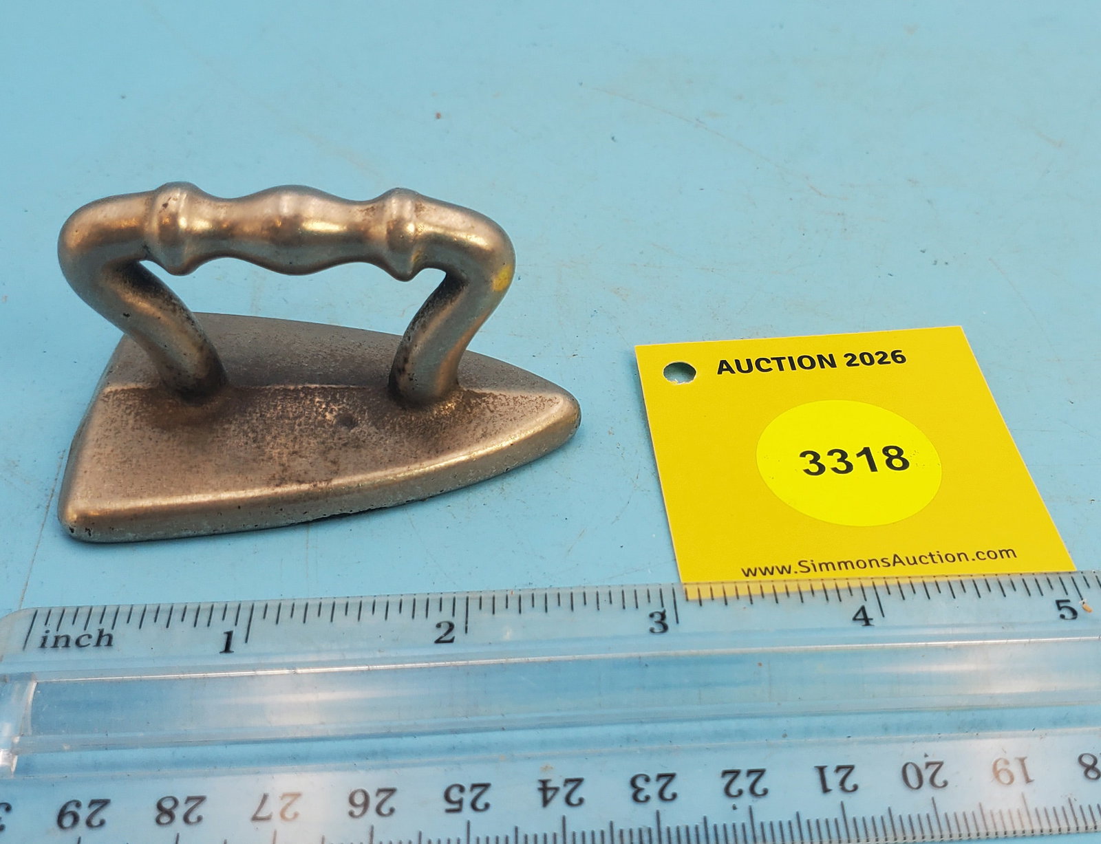 Flat iron, no markings, L 2 5/8" - 2