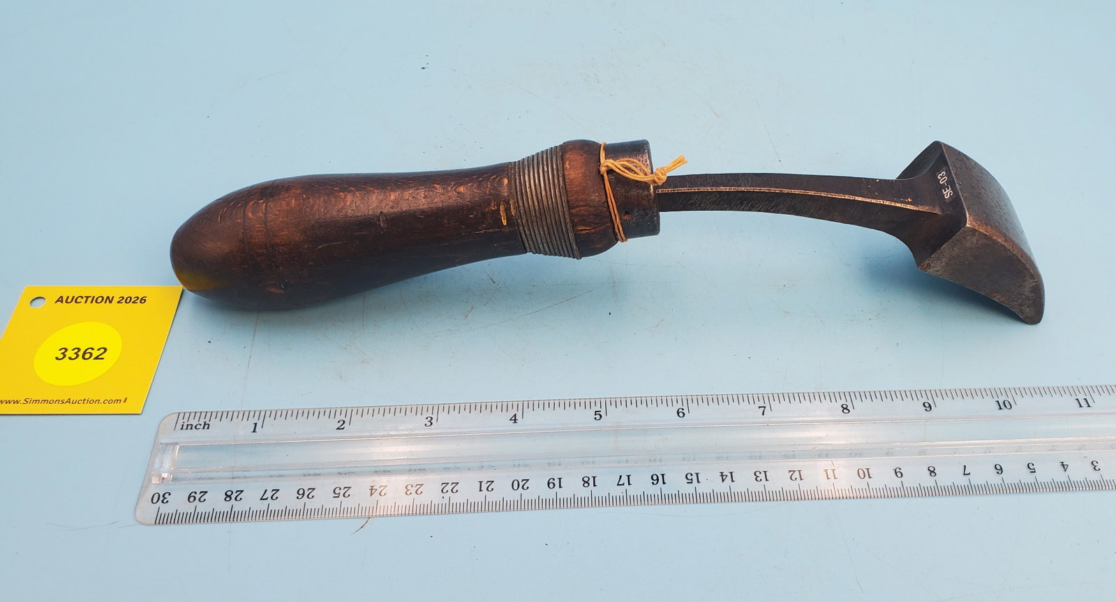 Hat iron, curved - 2