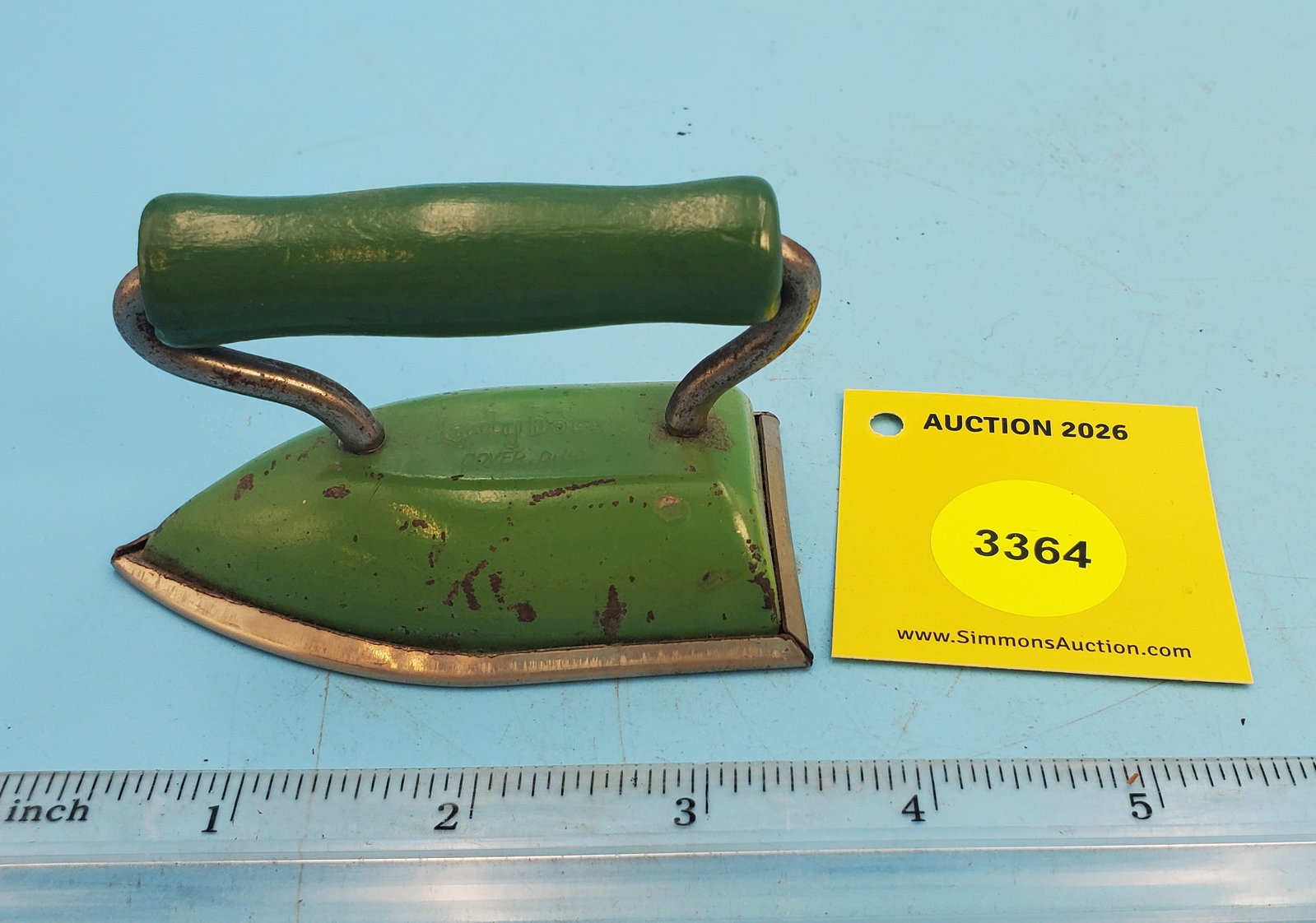 Lady Dover, Dover Ohio, green handle and body, L 3 3/8" (1 of 2)