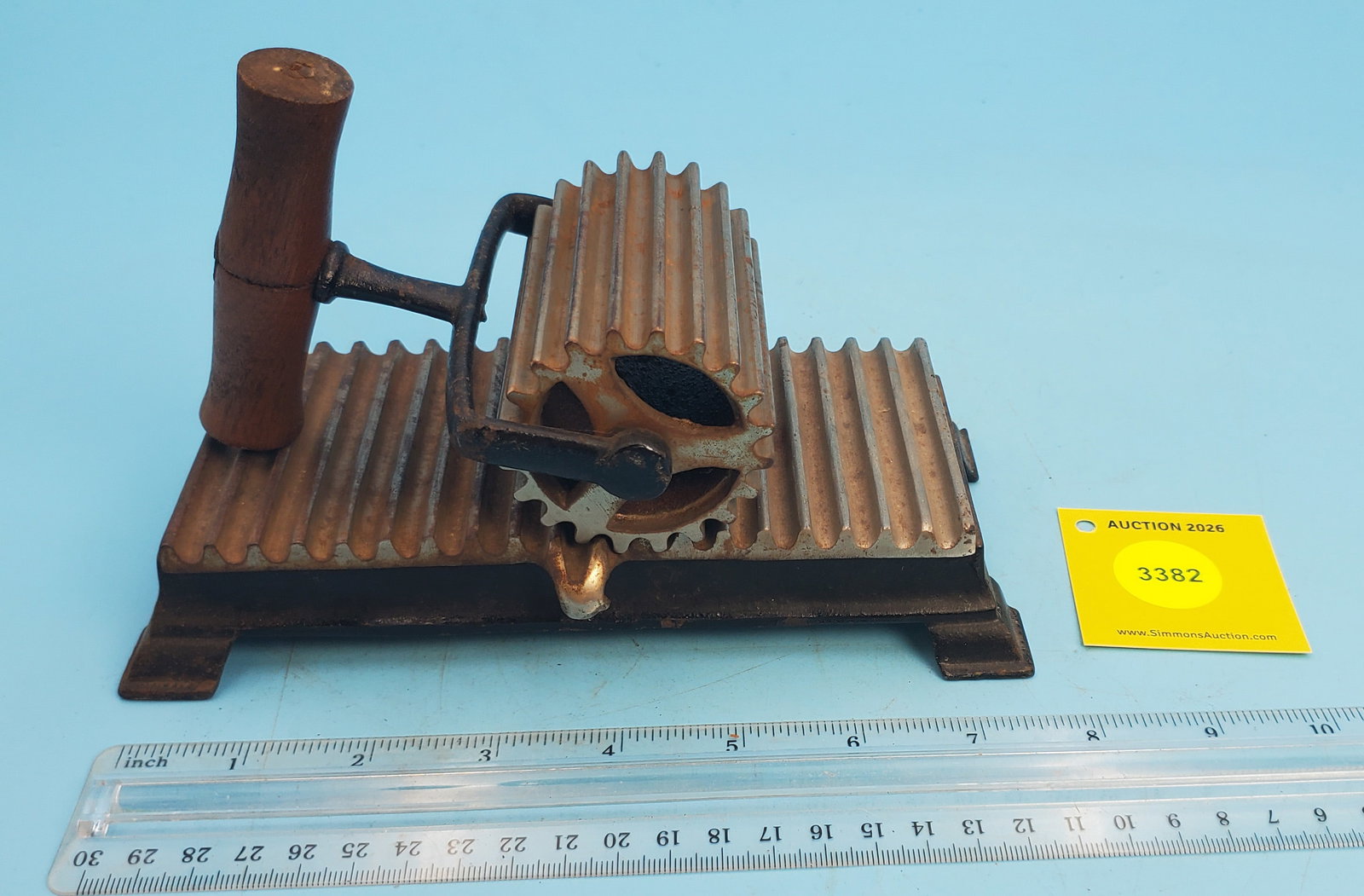 Roller, no markings, w/slug, hinged base plate: Roller, no markings, w/slug, hinged base plate