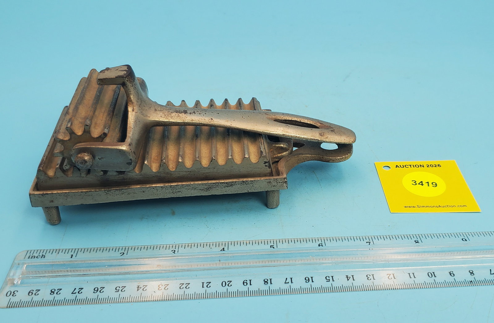 Roller, no markings (1 of 3)