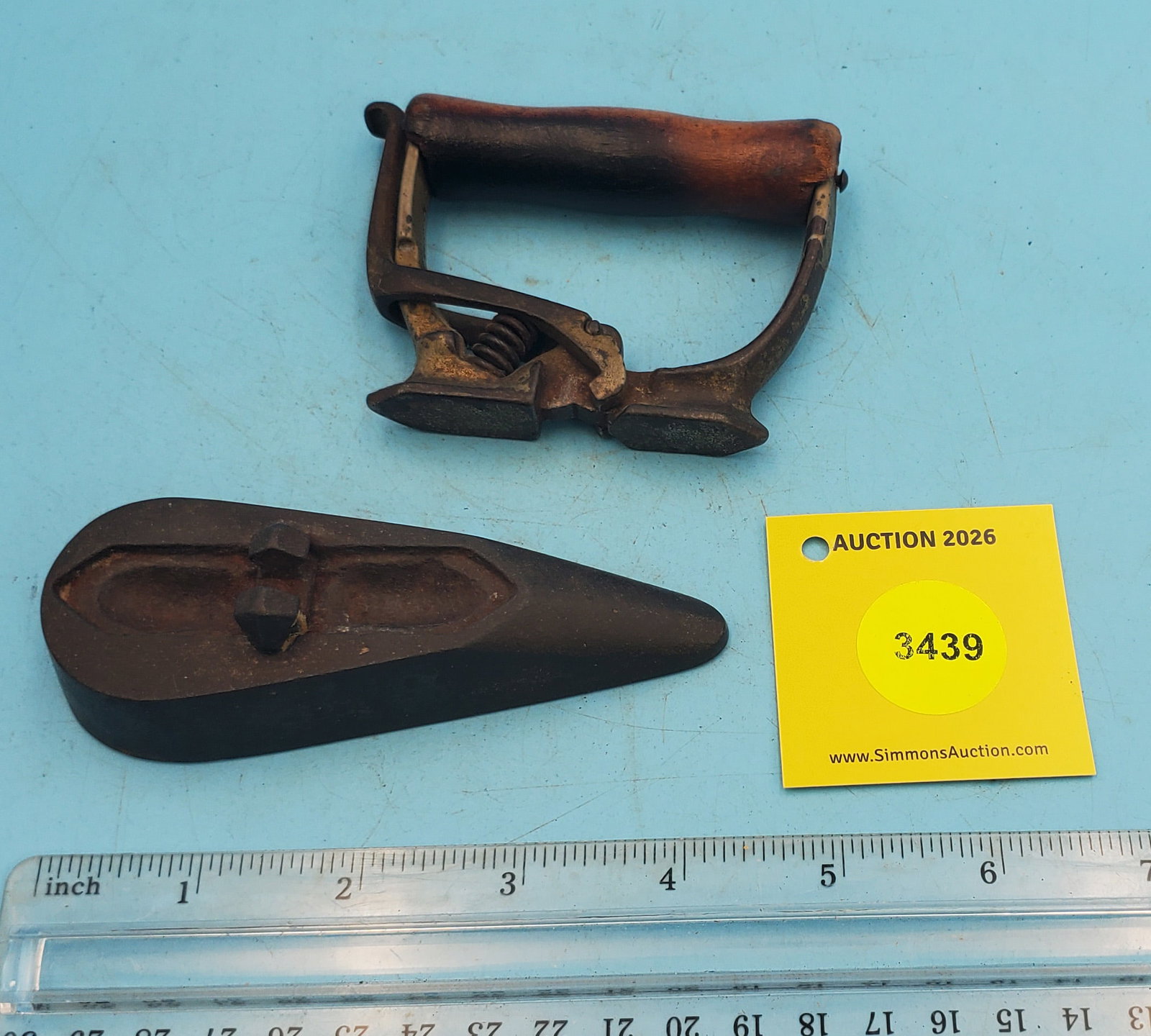 Tailor iron, detachable handle, L 4 3/8" - 2