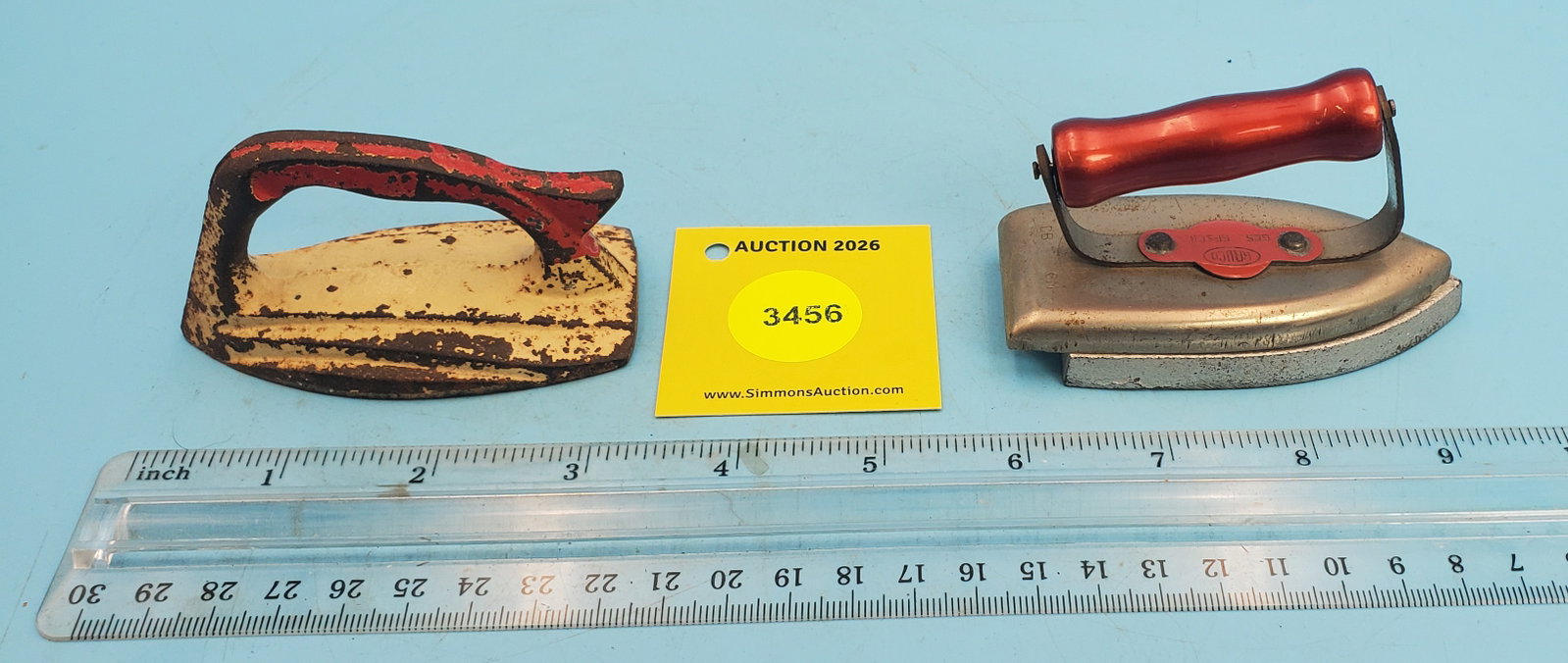 Lot of 2 toy irons: Lot of 2 toy irons