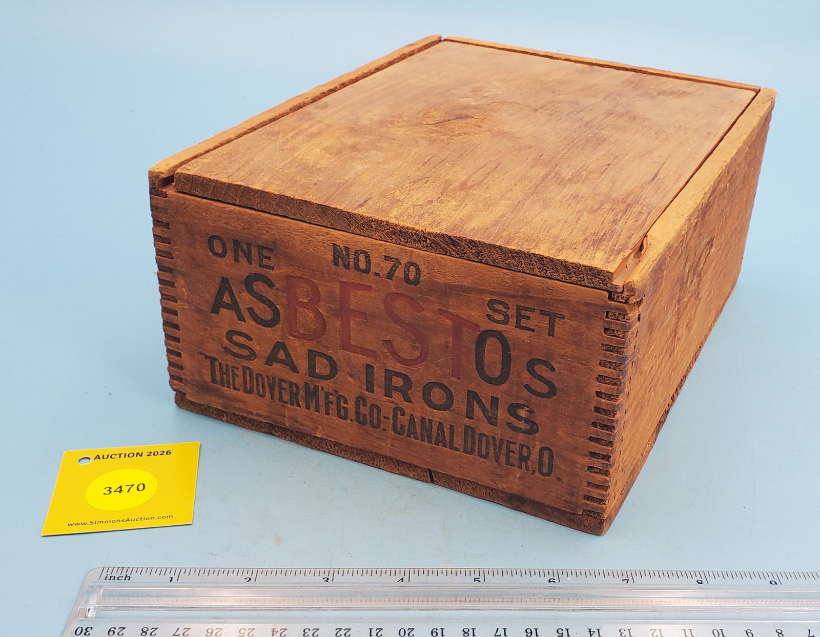 Wooden crate, Asbestos sad irons No 70, The Dover Mfg Co-Canal Dover, O.: Wooden crate, Asbestos sad irons No 70, The Dover Mfg Co-Canal Dover, O.