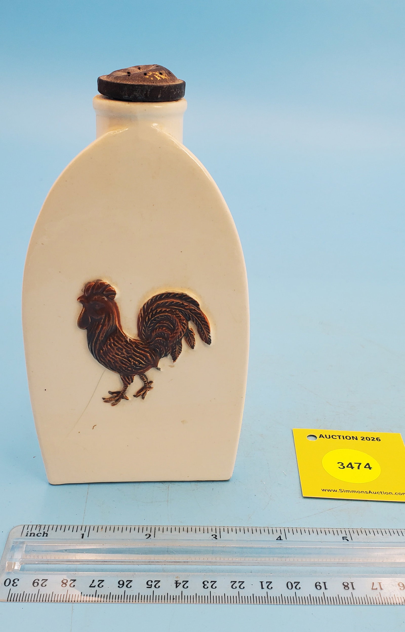 Sprinkle bottle w/rooster: Sprinkle bottle w/rooster