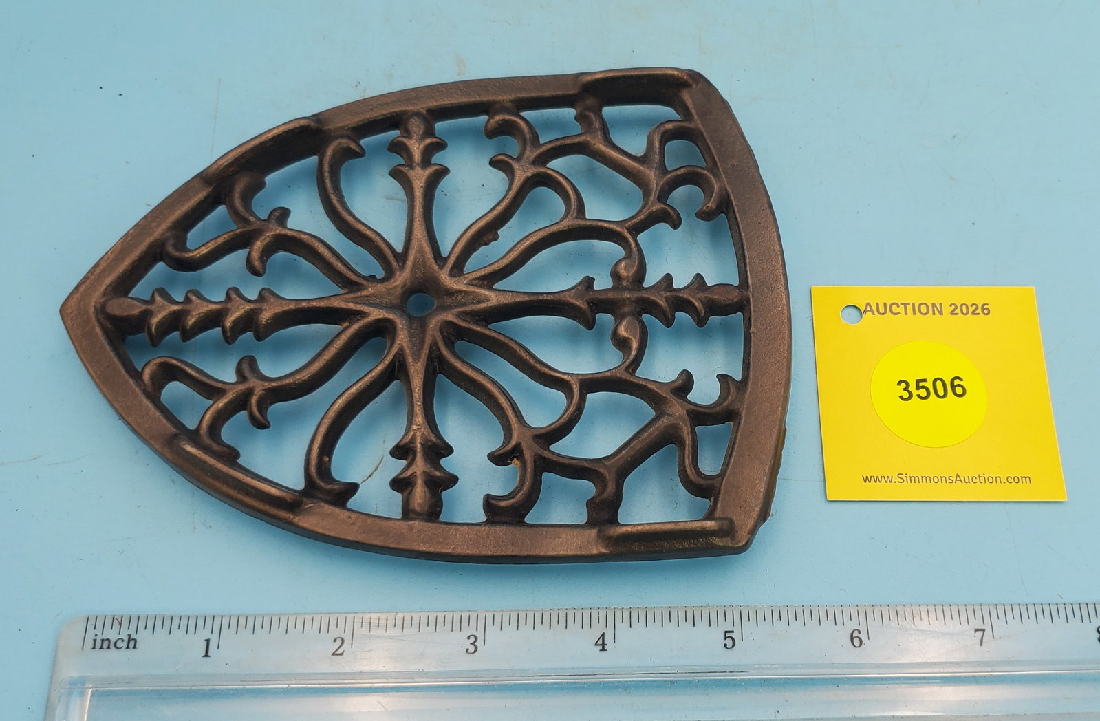 Trivet, Trailing Vine, Manufacturer unknown: Trivet, Trailing Vine, Manufacturer unknown