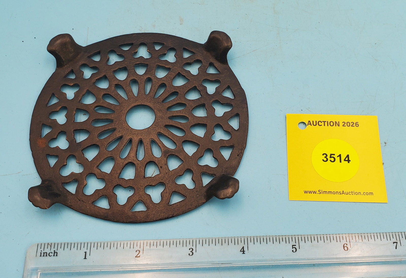 Trivet, Lantz #6 - 2