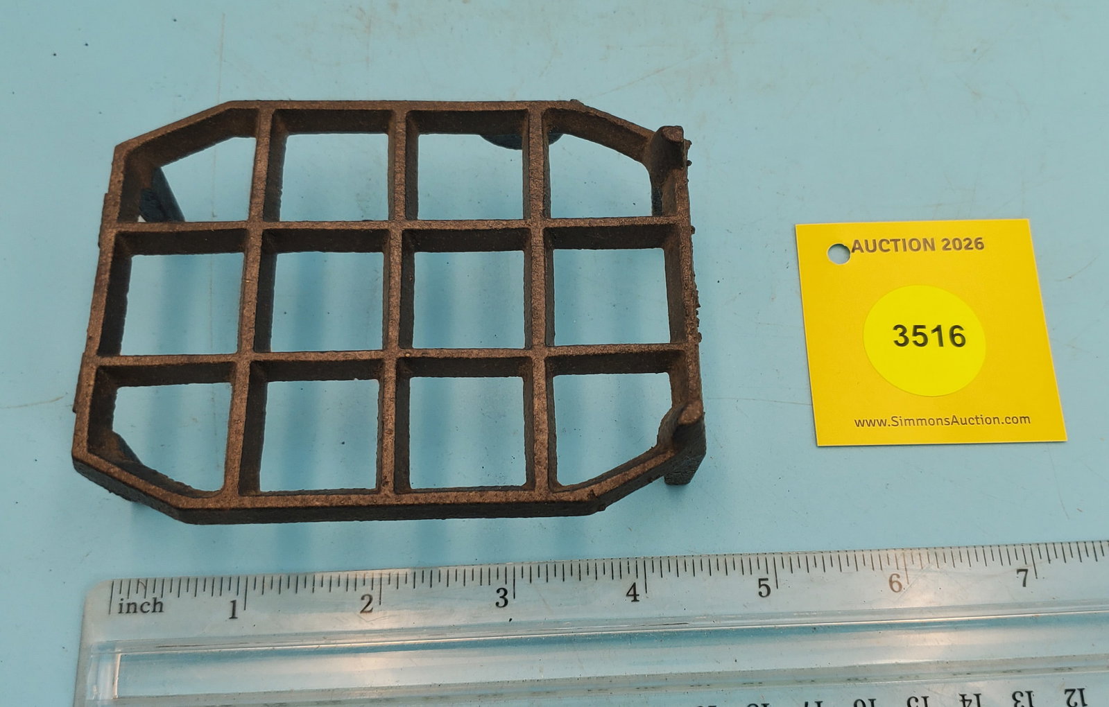 Trivet, waffle pattern (1 of 2)