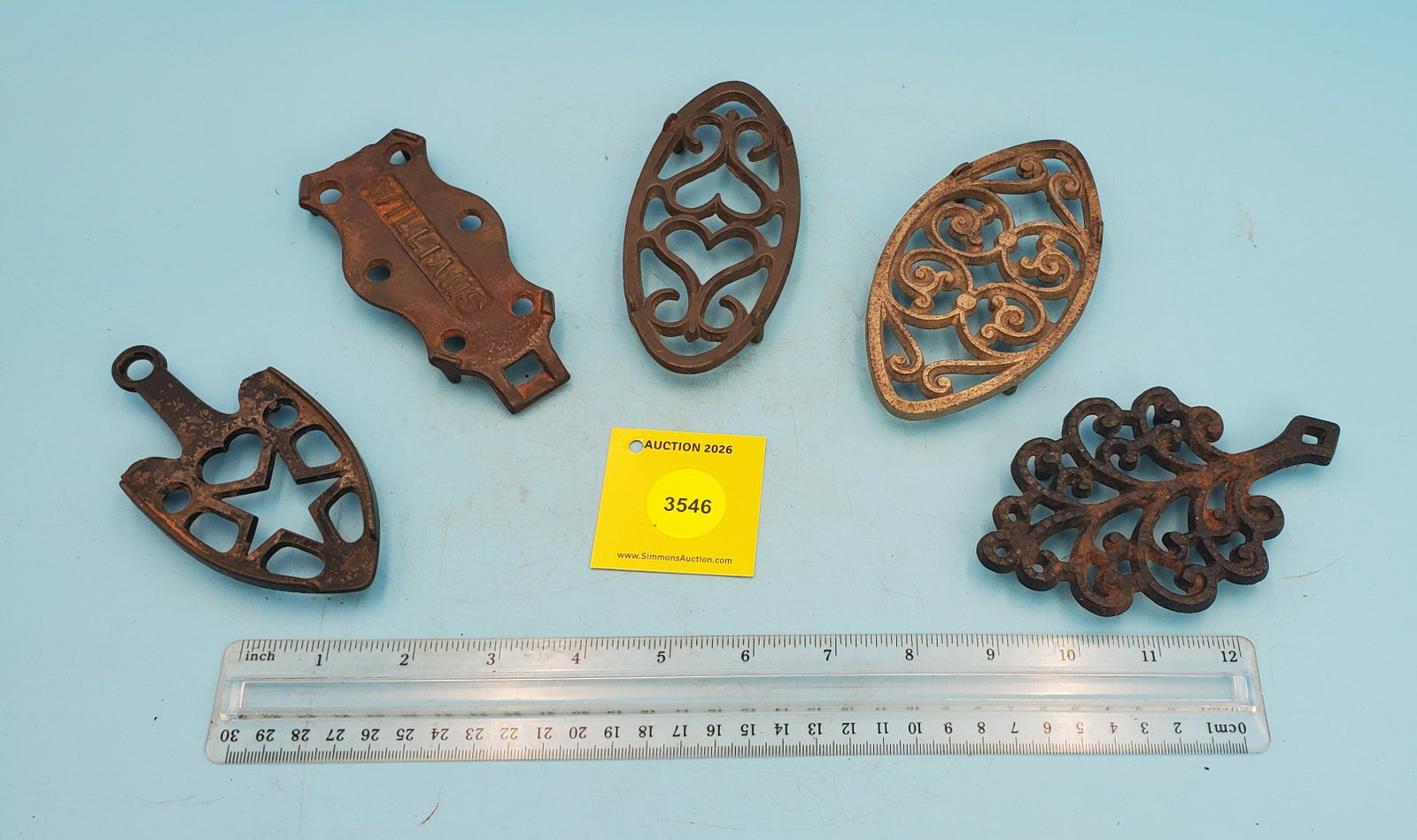 Lot of 5 trivets (1 of 2)
