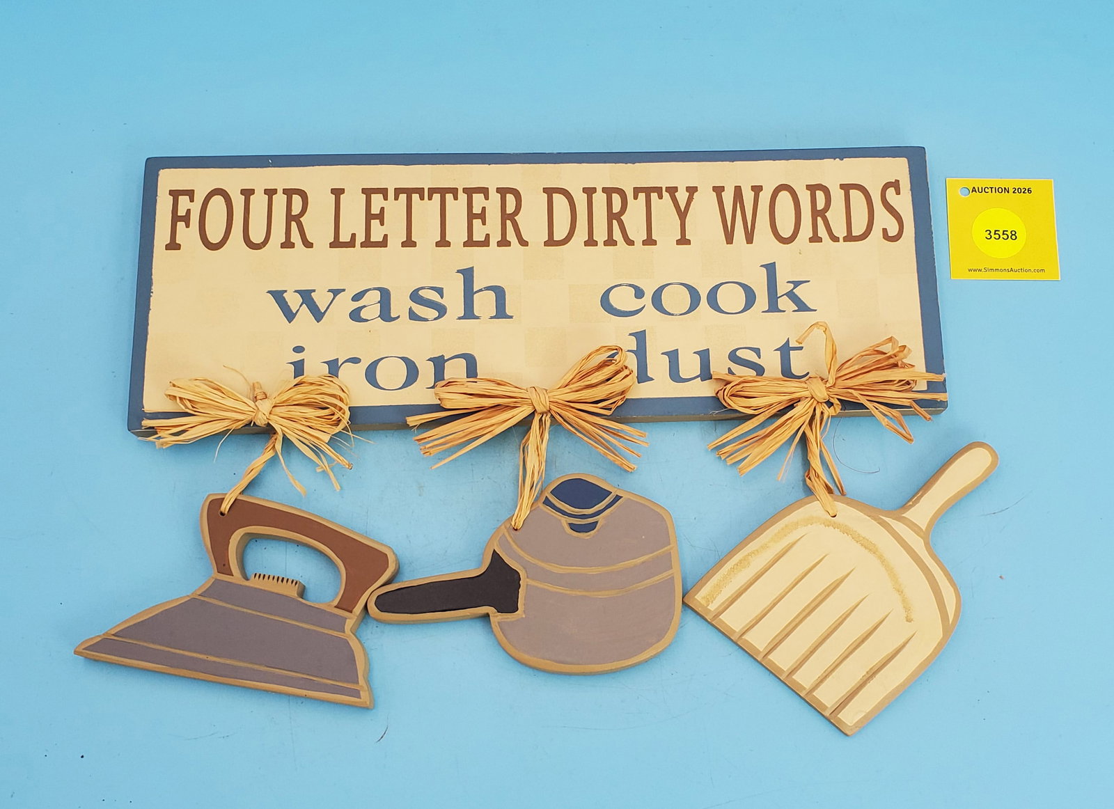 Lot of 3 laundry/ironing wall hangings - 2