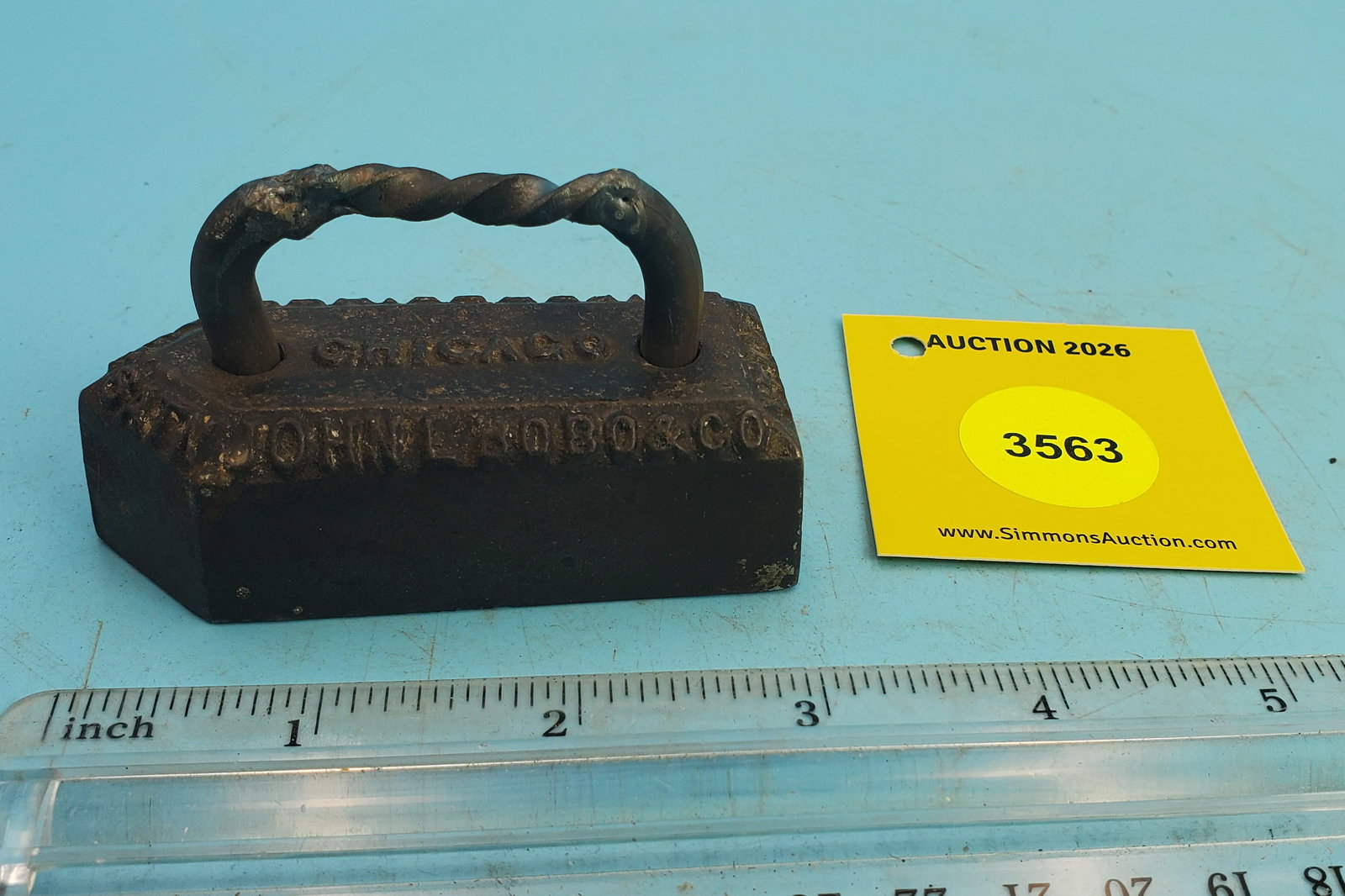 Give-A-Way, John L Bobo & Co., replaced handle, L 3" (1 of 2)