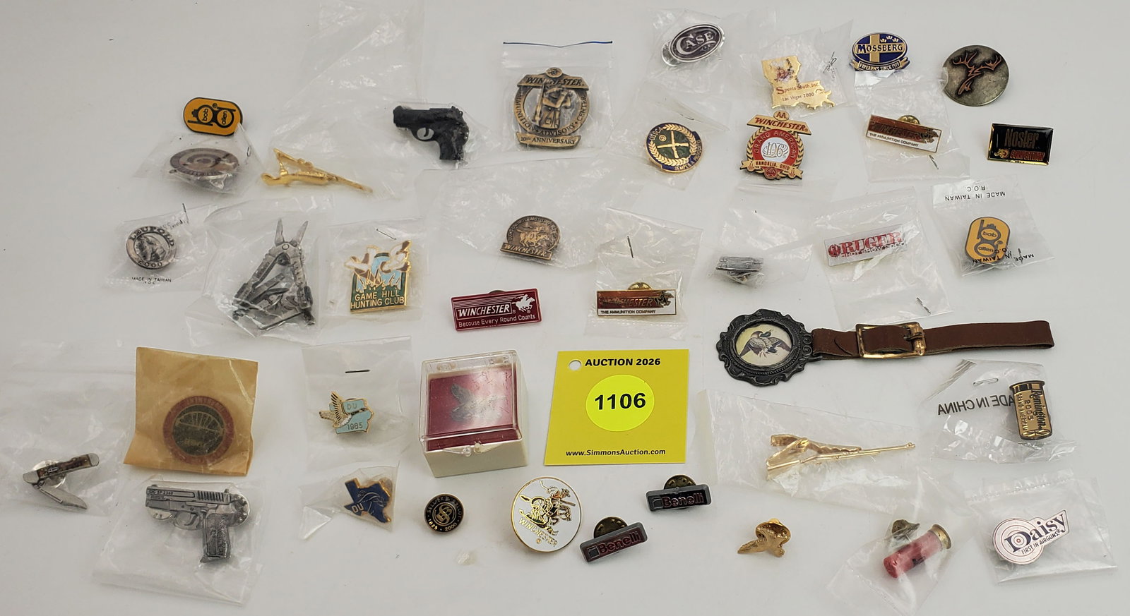 Large lot of Misc pins (1 of 1)